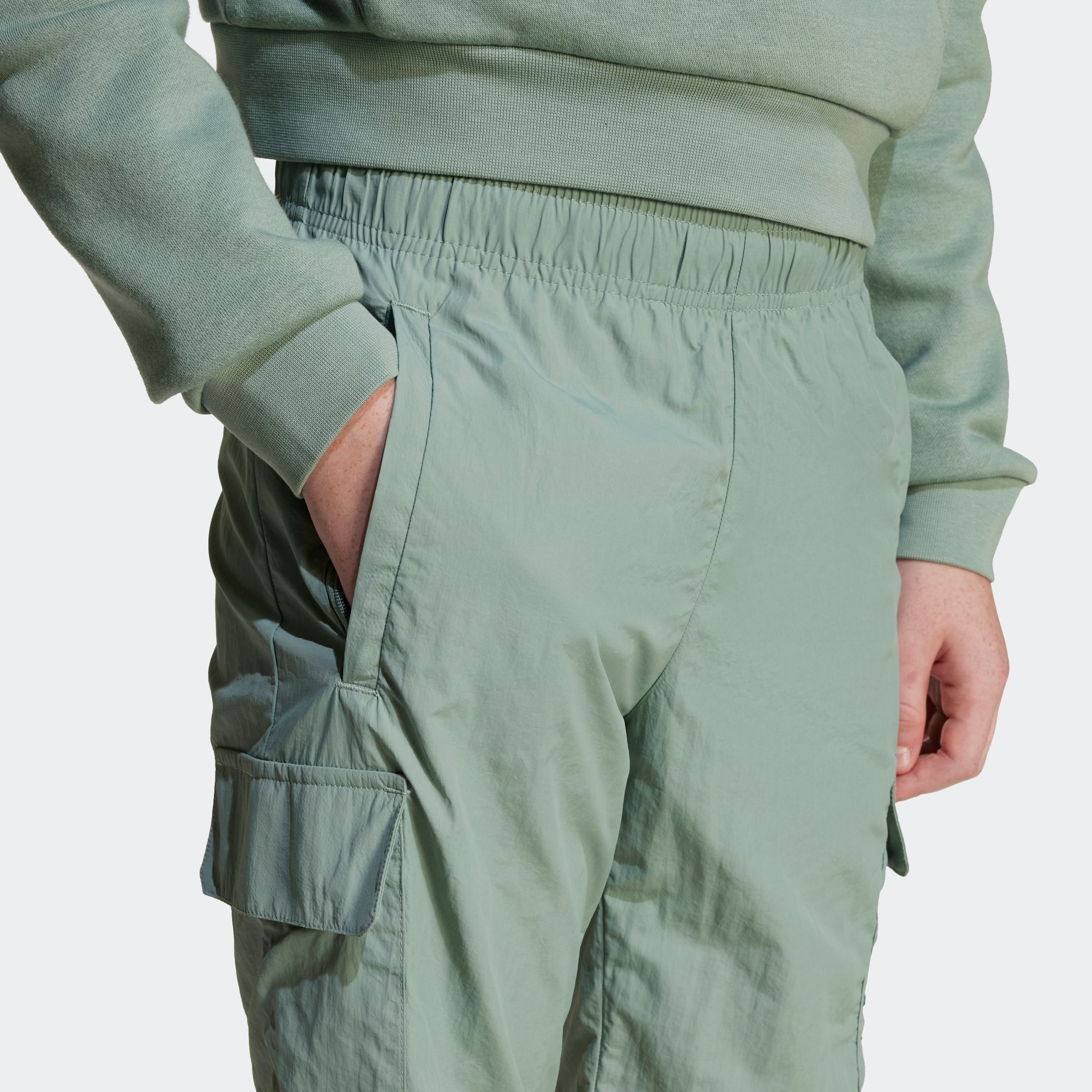 Thumbnail - adidas Originals Shorts "CARGO SHORTS"