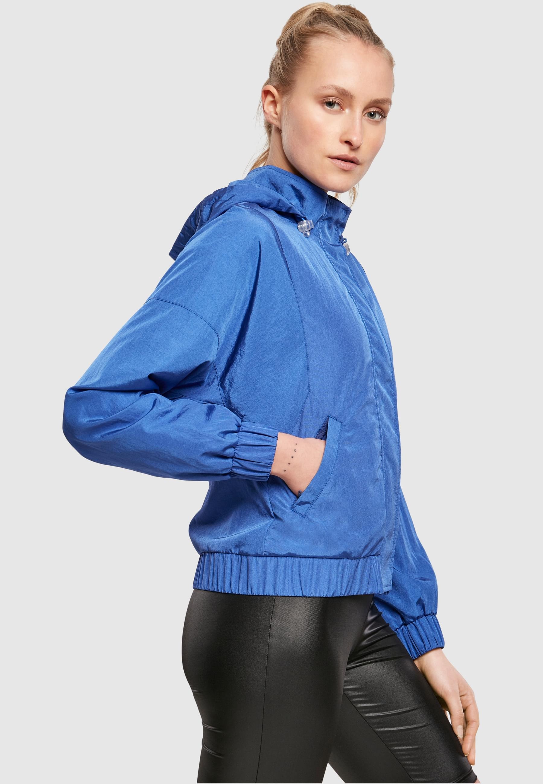 URBAN CLASSICS Allwetterjacke »Urban Classics Damen Ladies Oversized Shiny Crinkle Nylon Jacket«, (1 St.), mit Kapuze