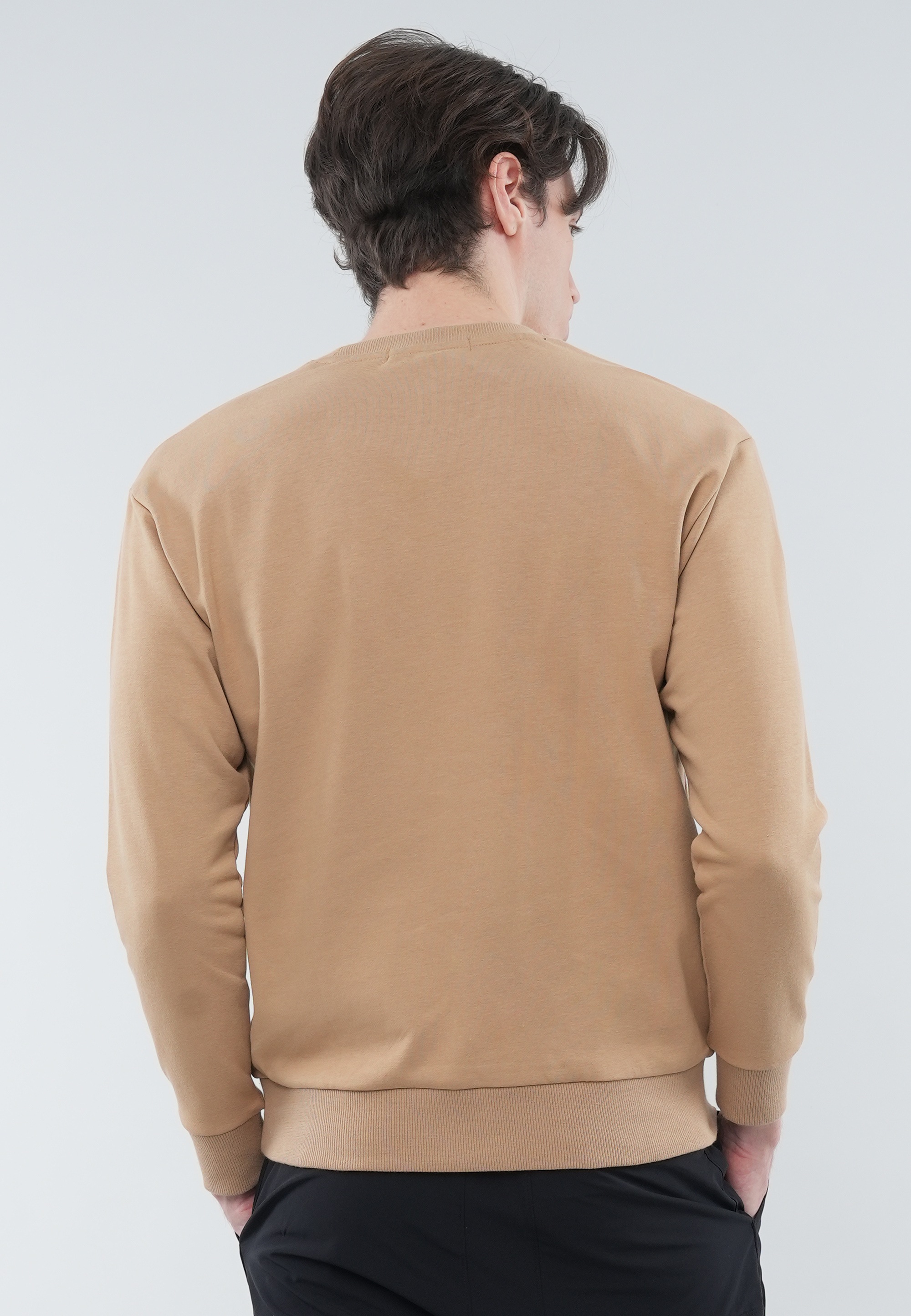 GIORDANO Sweatshirt »Lion Badge«, mit kleiner Löwen-Stickerei