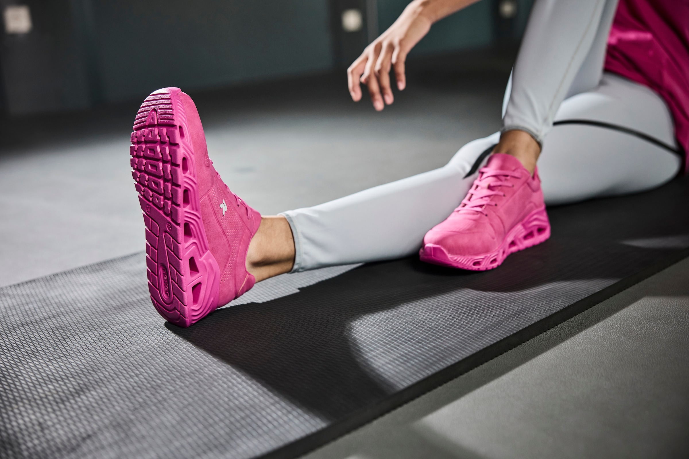 RIEKER Sport Keilsneaker »Dakota«, Schnürschuh, Halbschuh, Freizeitschuh in veganer Verarbeitung