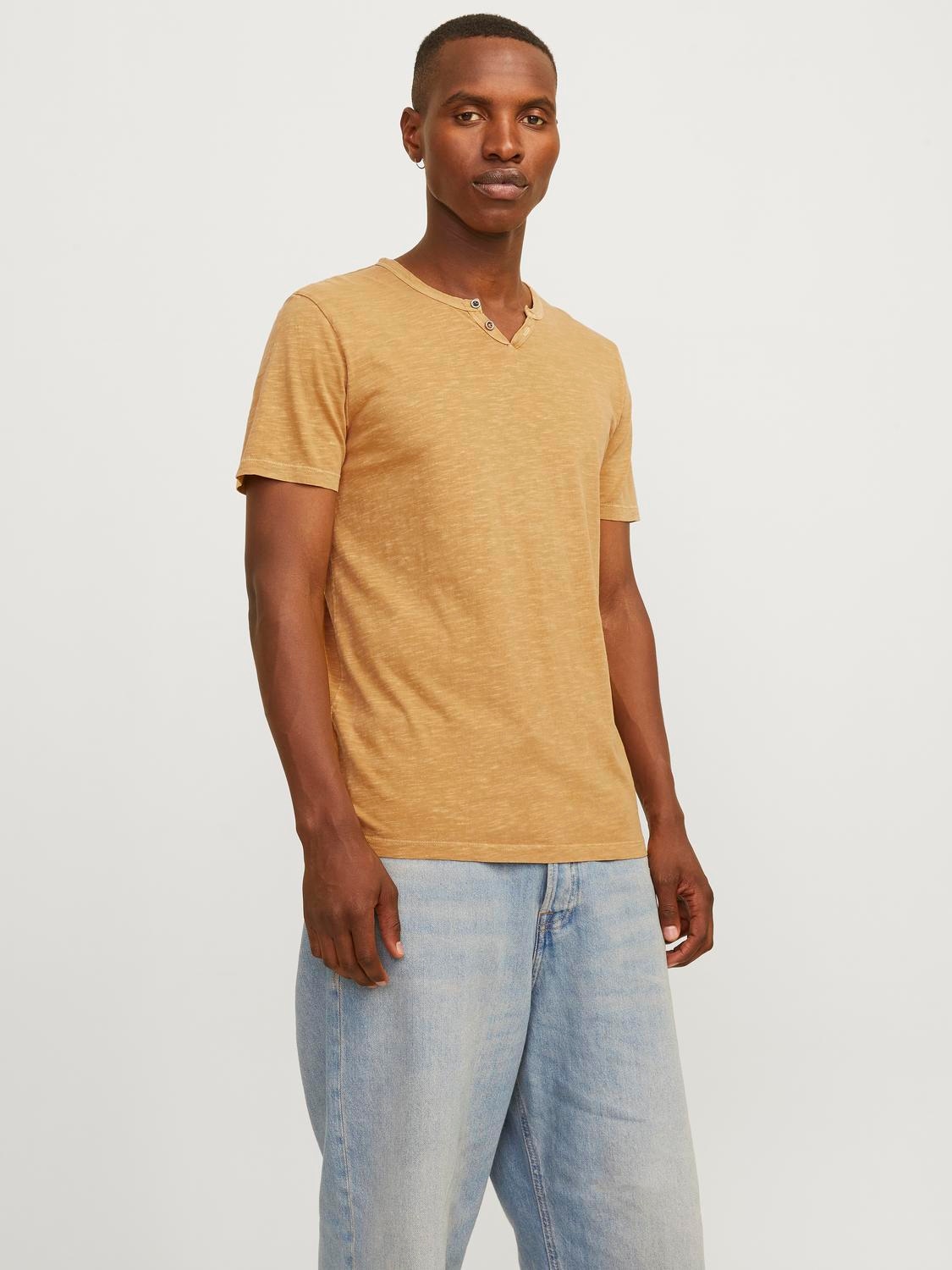 Jack & Jones T-Shirt "JJESPLIT NECK TEE SS NOOS", mit V-Ausschnitt günstig online kaufen