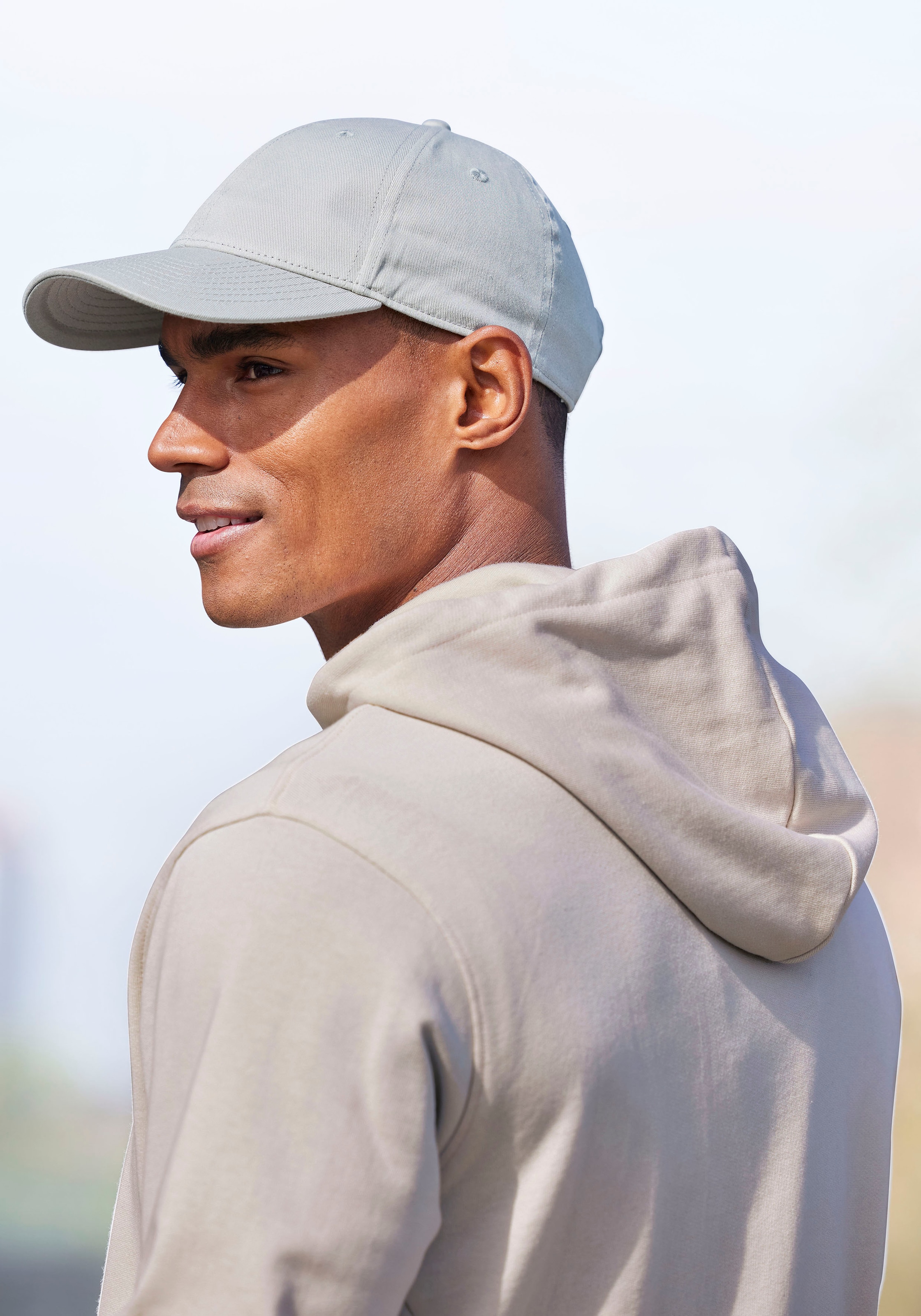 AUTHENTIC LE JOGGER Kapuzensweatjacke, Sweatjacke mit Eingrifftaschen aus Baumwoll-Mix