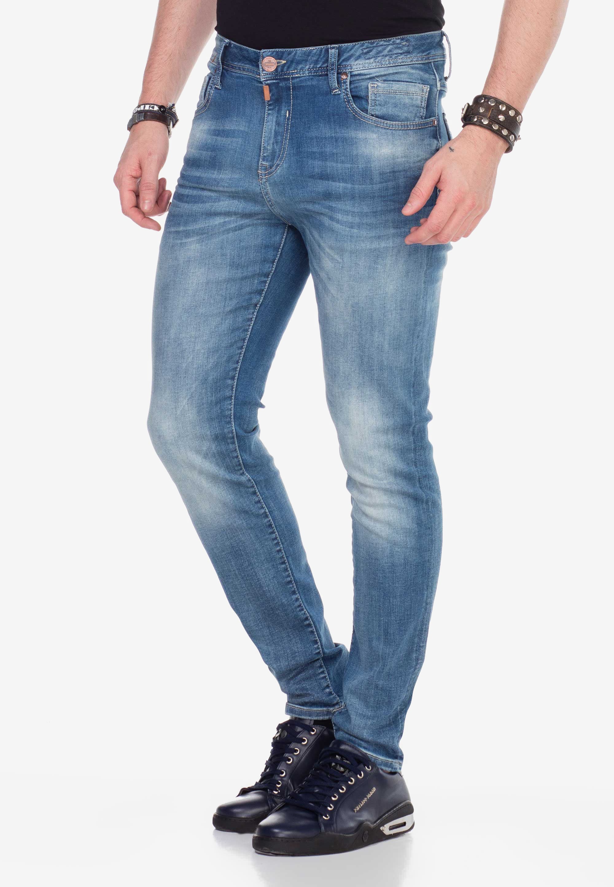 Cipo & Baxx Slim-fit-Jeans, mit verwaschenen Look
