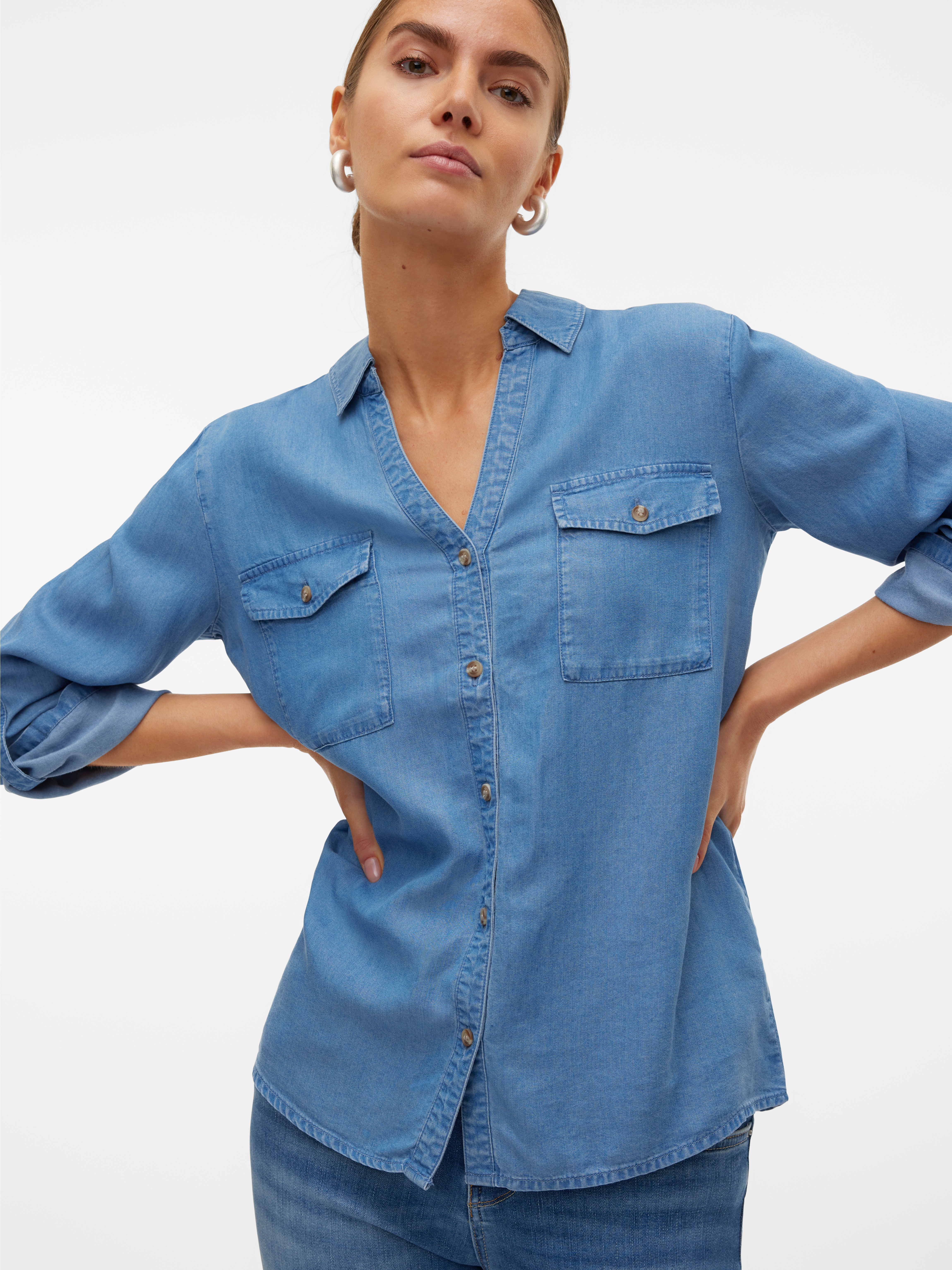 Thumbnail - Vero Moda Hemdbluse "VMBREE 7/8 SLEEVE LOOSE TENCEL SHIRT GA", im Denim-Look und mit Riegel am Arm