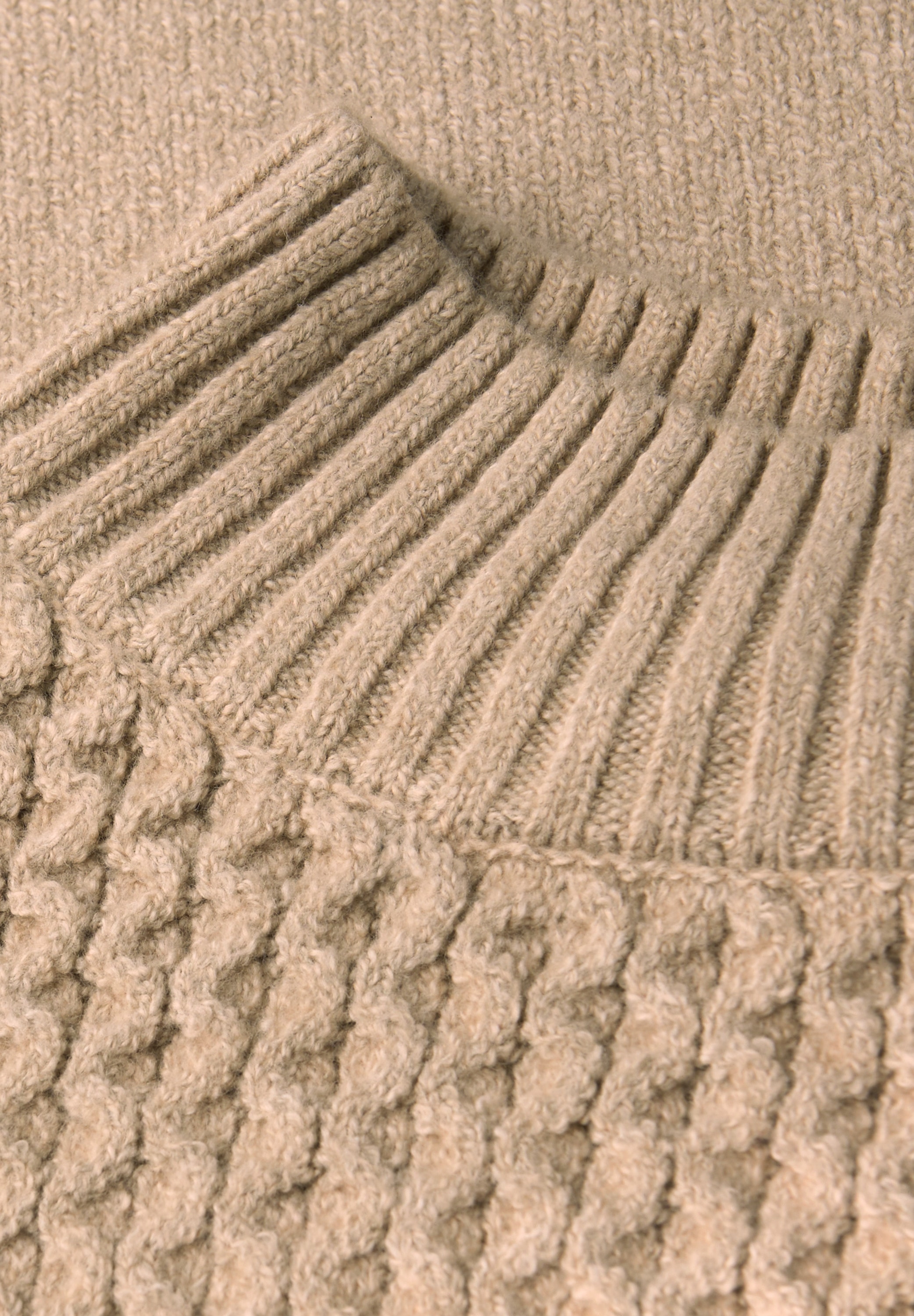 STREET ONE Strickpullover mit Strick-Detail