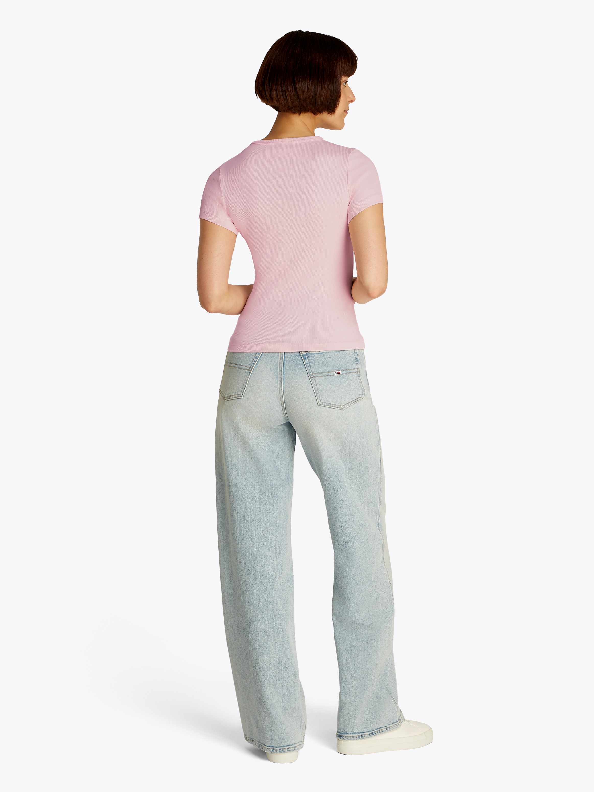 Tommy Jeans Kurzarmshirt »TJW SLIM BADGE RIB TEE«, mit gerippter Struktur