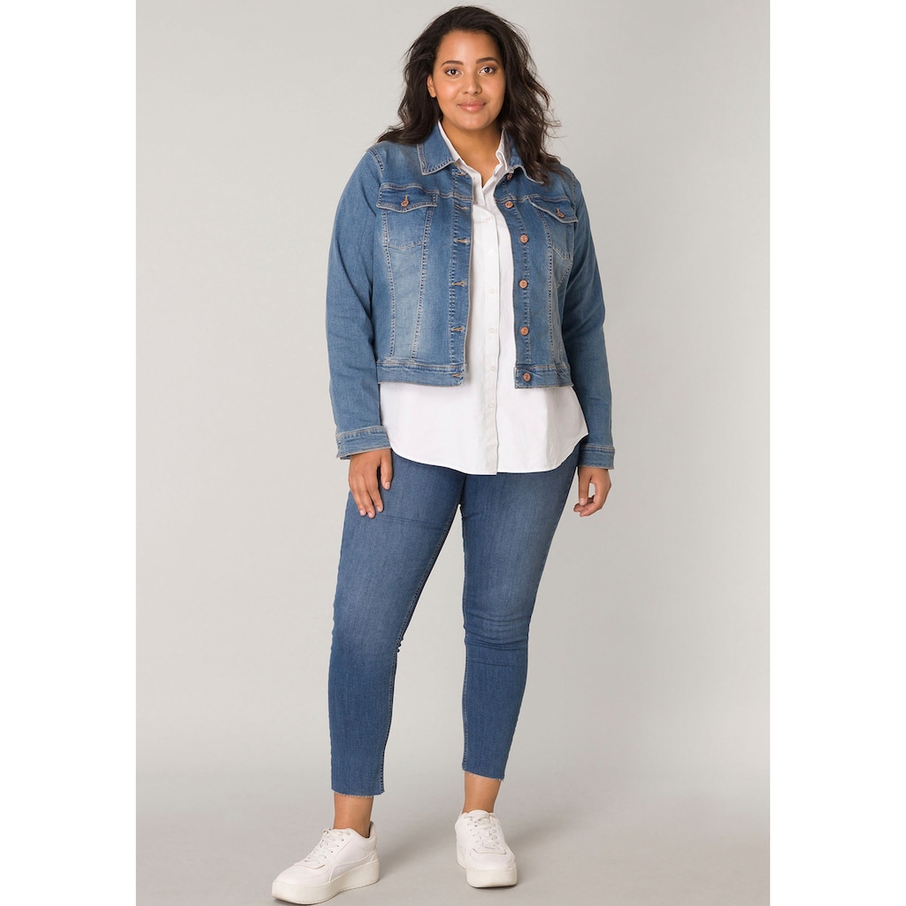 Base Level Curvy Jeansjacke »BAS-Yamila«, Modisches Basic