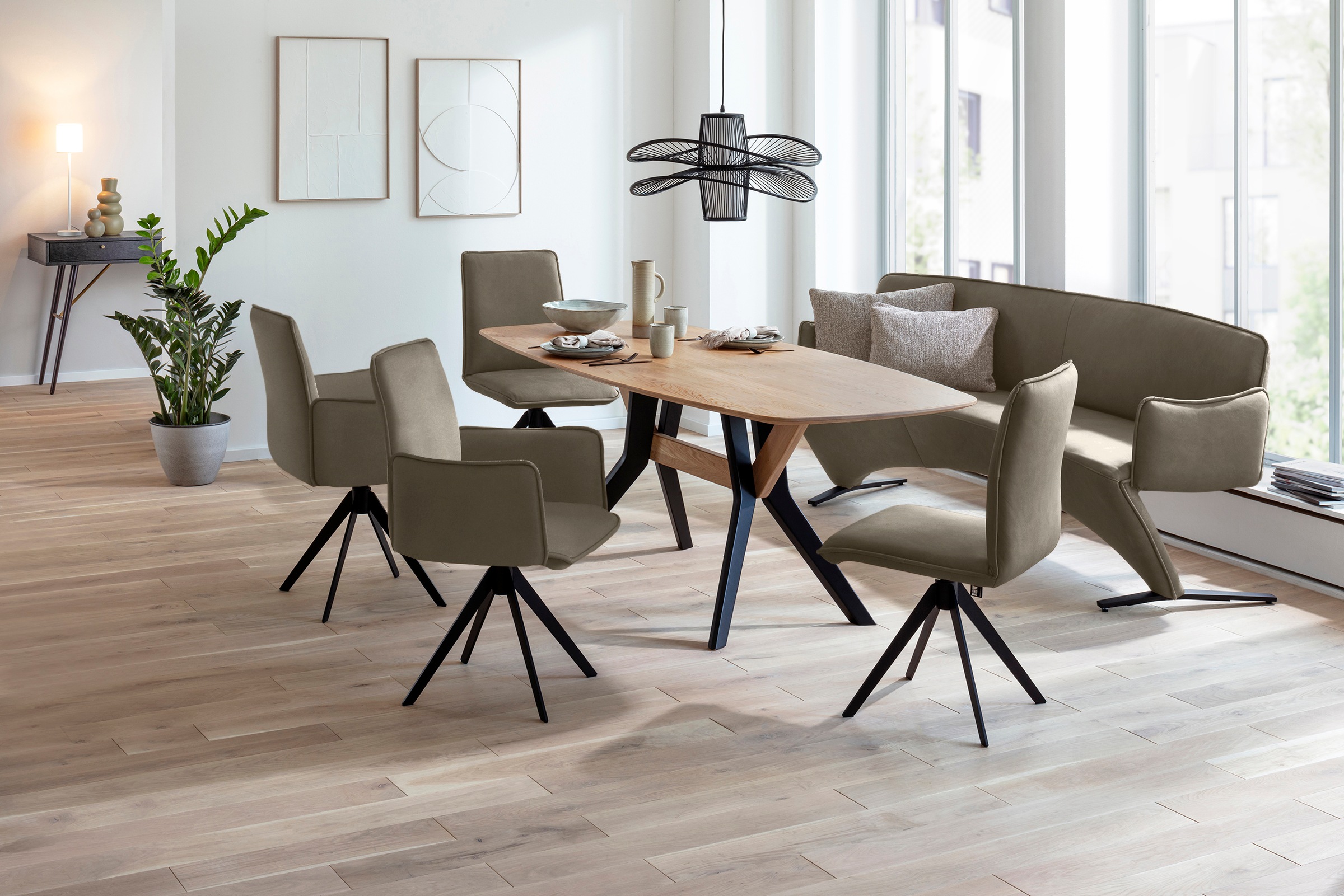 K+W Komfort & Wohnen Drehstuhl, Leder, Blitzdrehkreuz und Rückholfunktion, dekorativer 12mm Biese