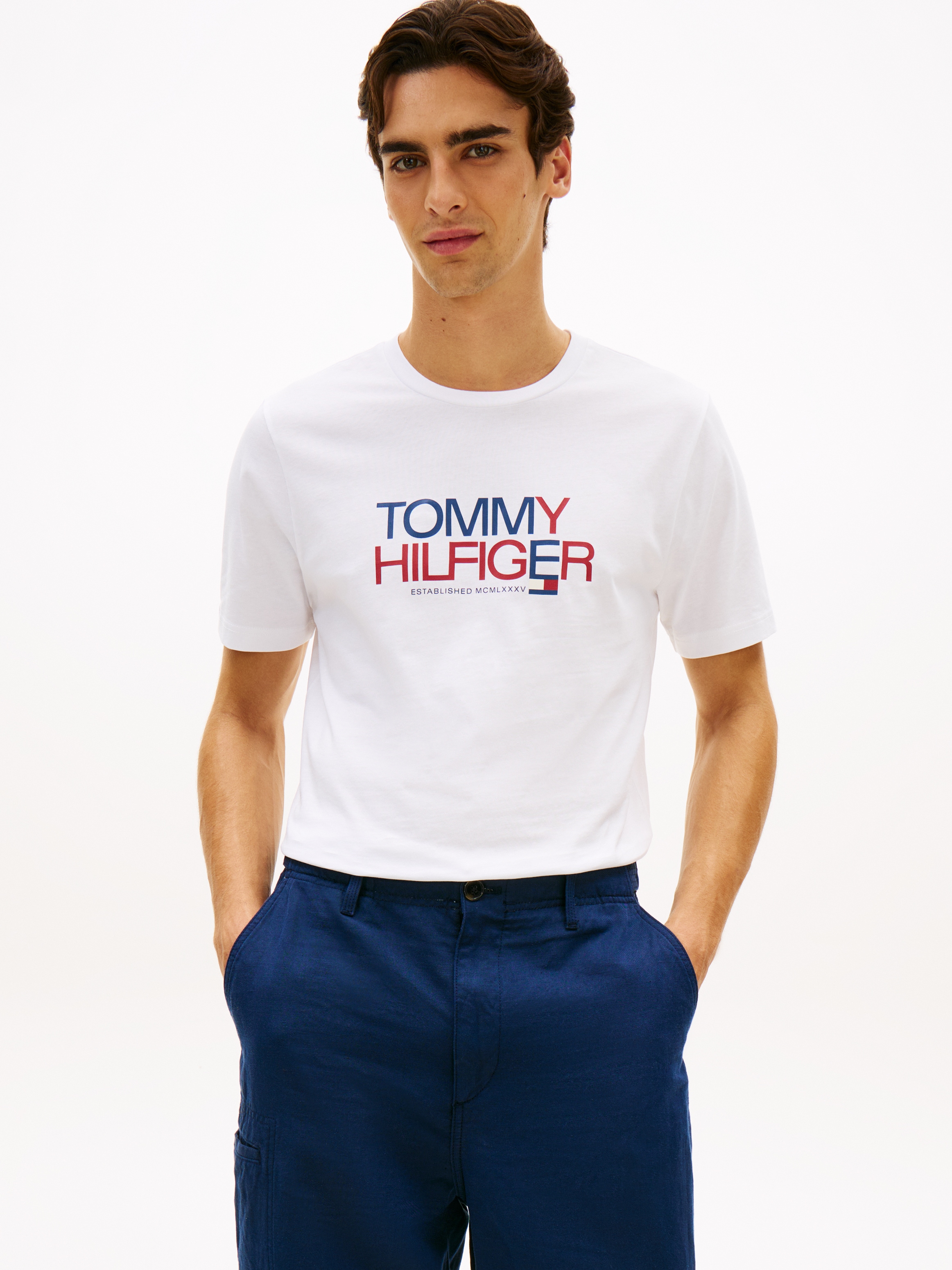 Tommy Hilfiger T-Shirt »BRAND LOVE BIG TEXT« Regular fit mit Rundhalsausschnitt