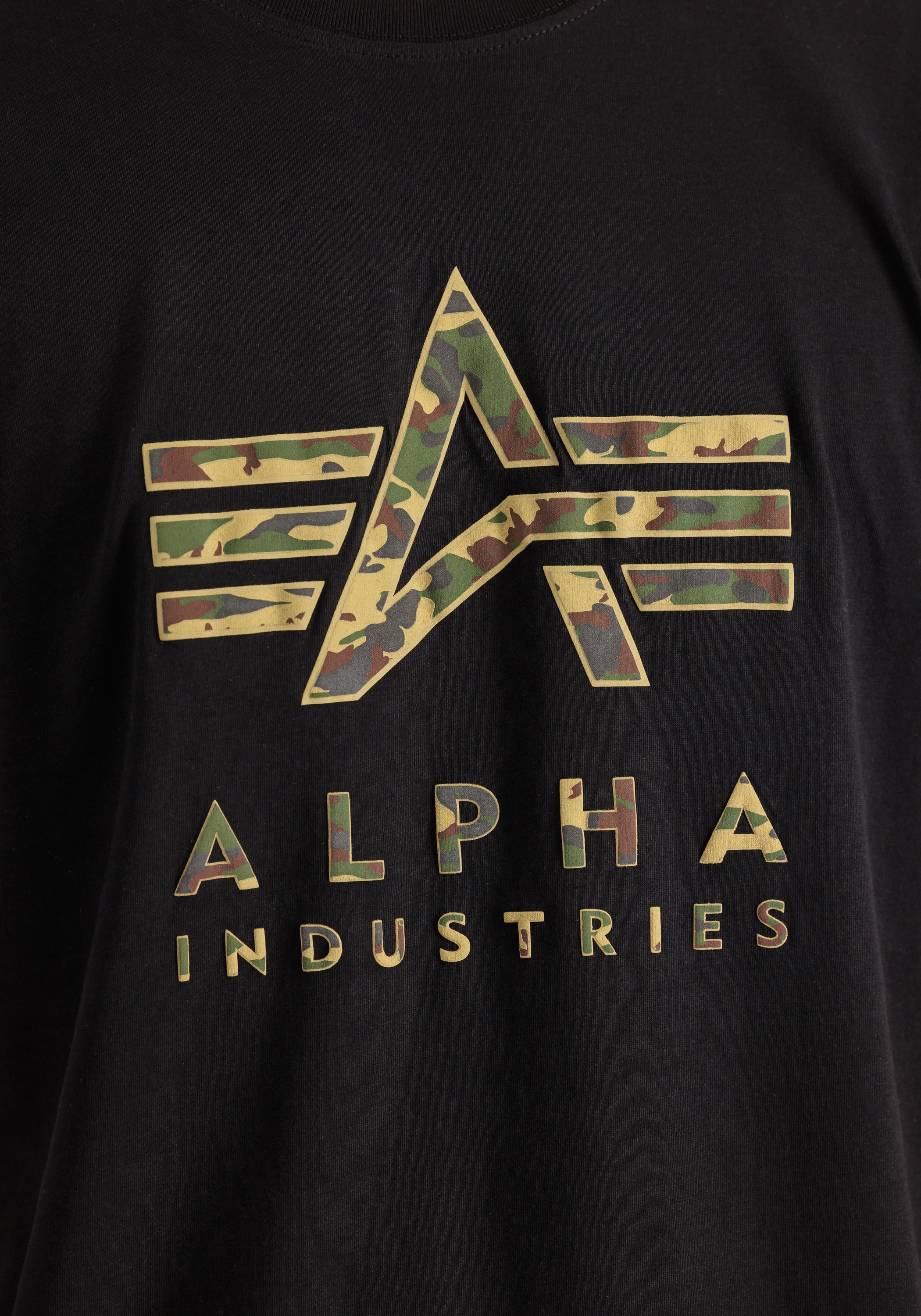 Alpha Industries T-Shirt »Alpha Industries Men - T-Shirts Camo Puff Print T-Shirt«