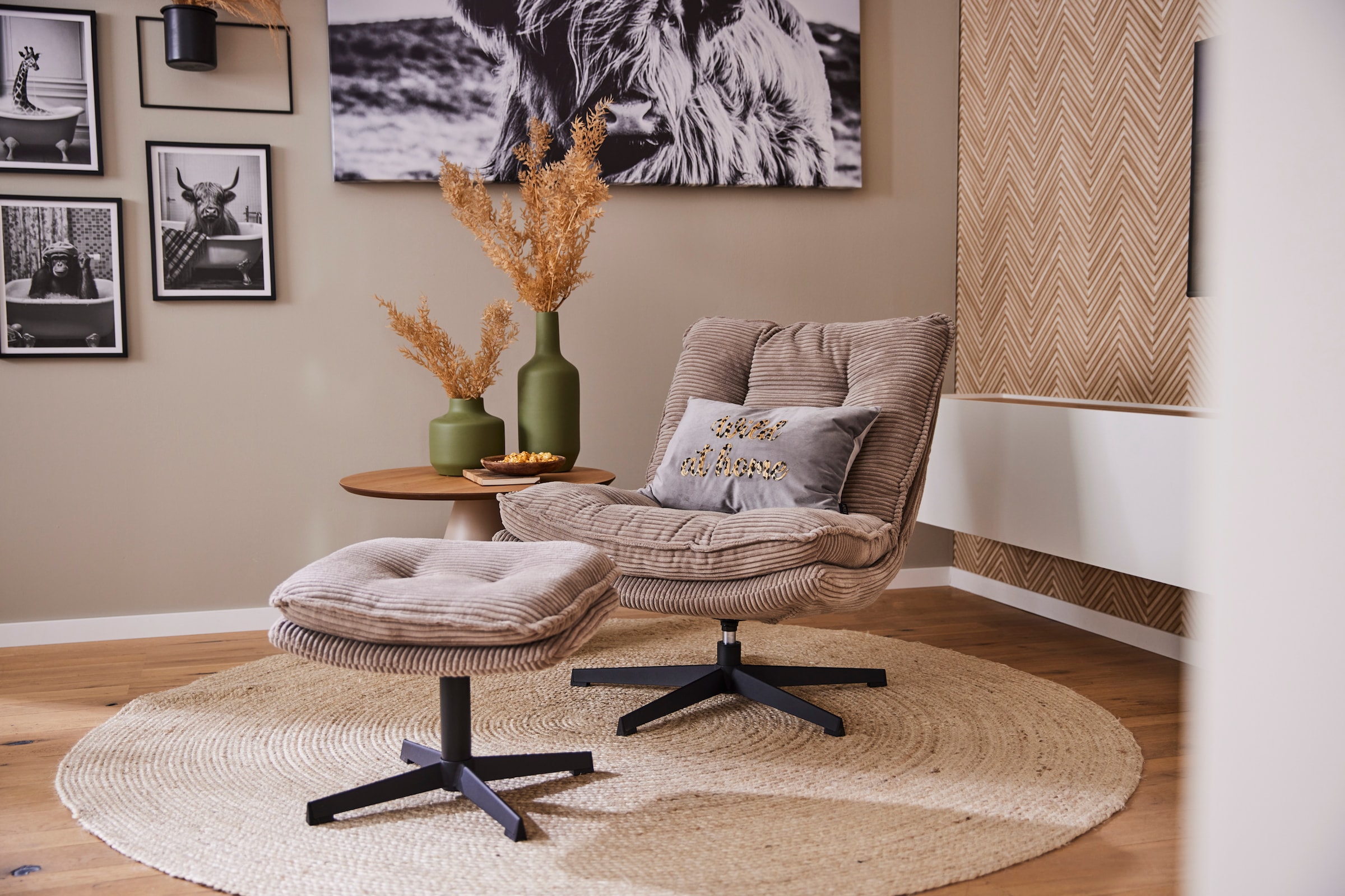 Jockenhöfer Gruppe Relaxsessel »Kasper«, Inklusive Hocker, 360° Drehfunktion, Cord