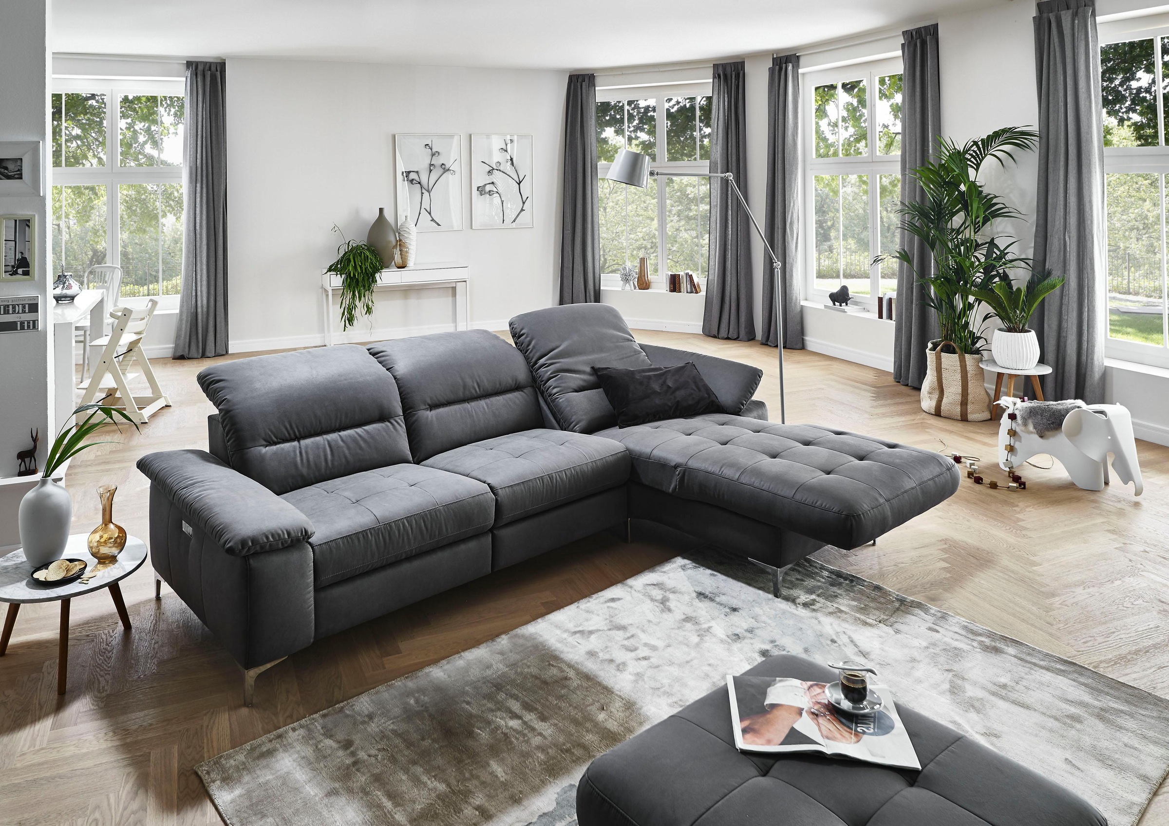 Places of Style Ecksofa »Basel L-Form«, mit vollmotorischer Relaxfunktion und motorischer Recamiere