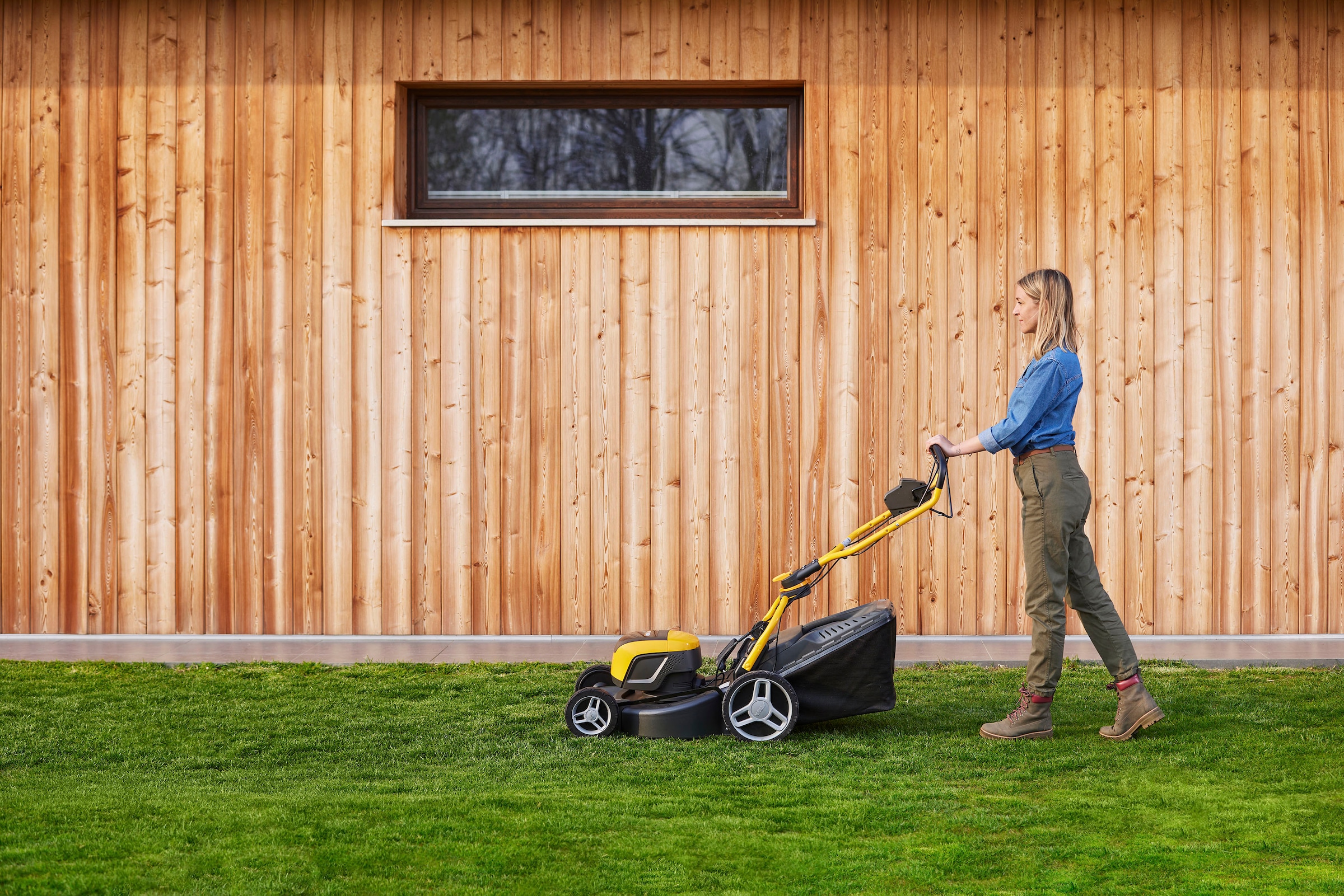 STIGA GARDEN Akkurasenmäher »Combi 548e S« bis 550 m², 3-in-1 Schnittfunktion, Radantrieb, Fulcrum-Holm