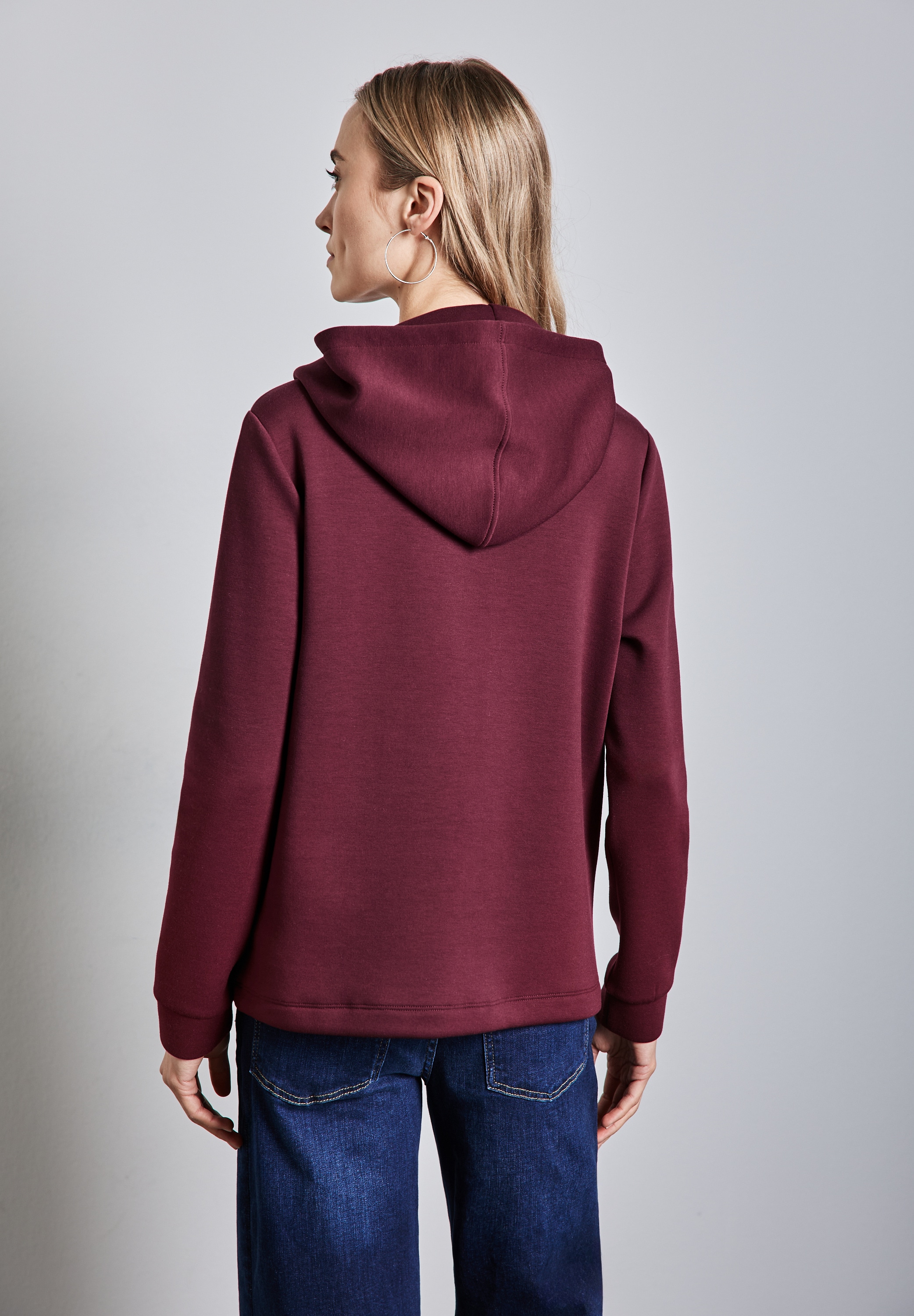 STREET ONE Hoodie, mit elastischem Materialmix