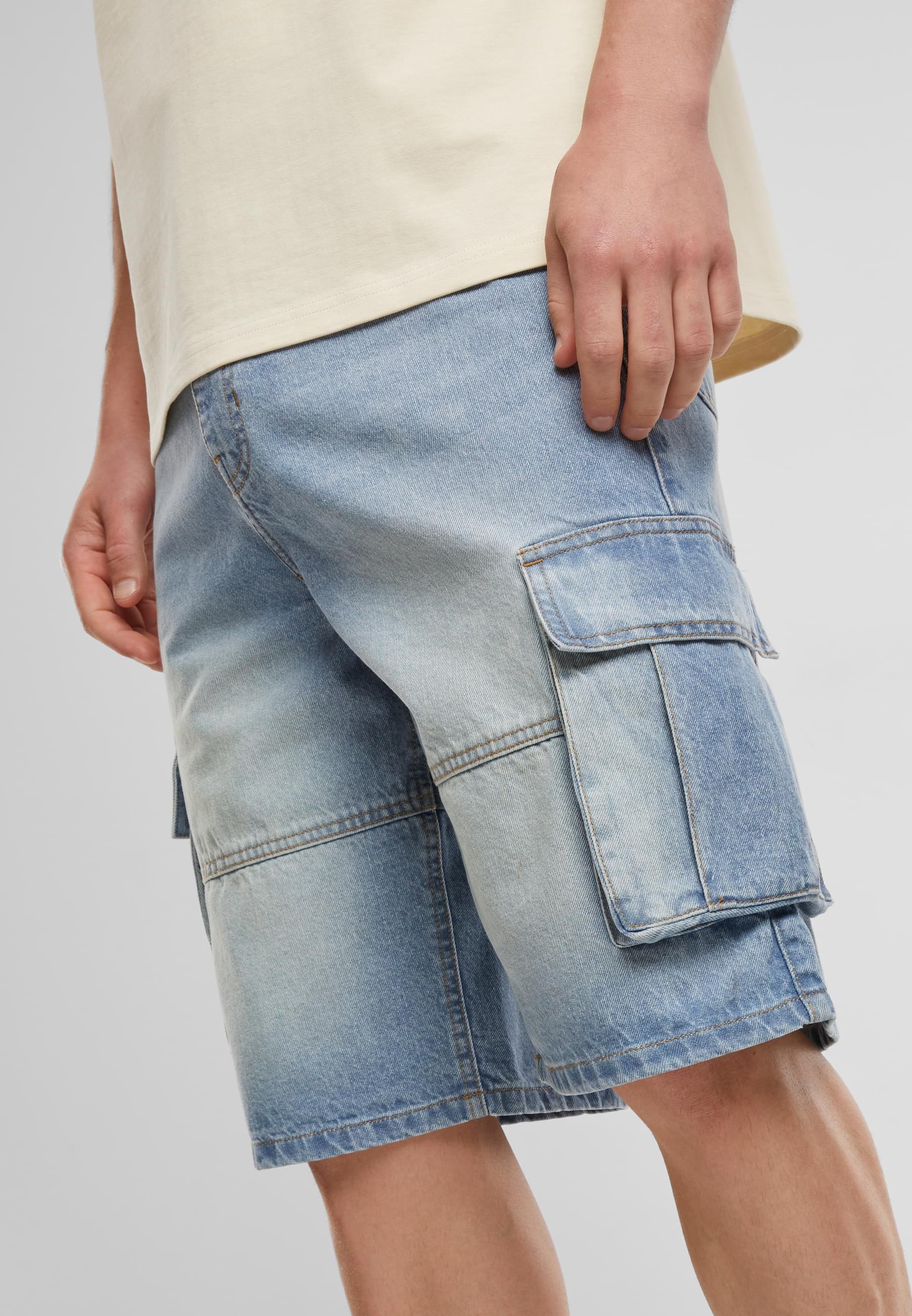 URBAN CLASSICS Shorts »Urban Classics Relaxed Denim Cargo Shorts«, (1 tlg.)
