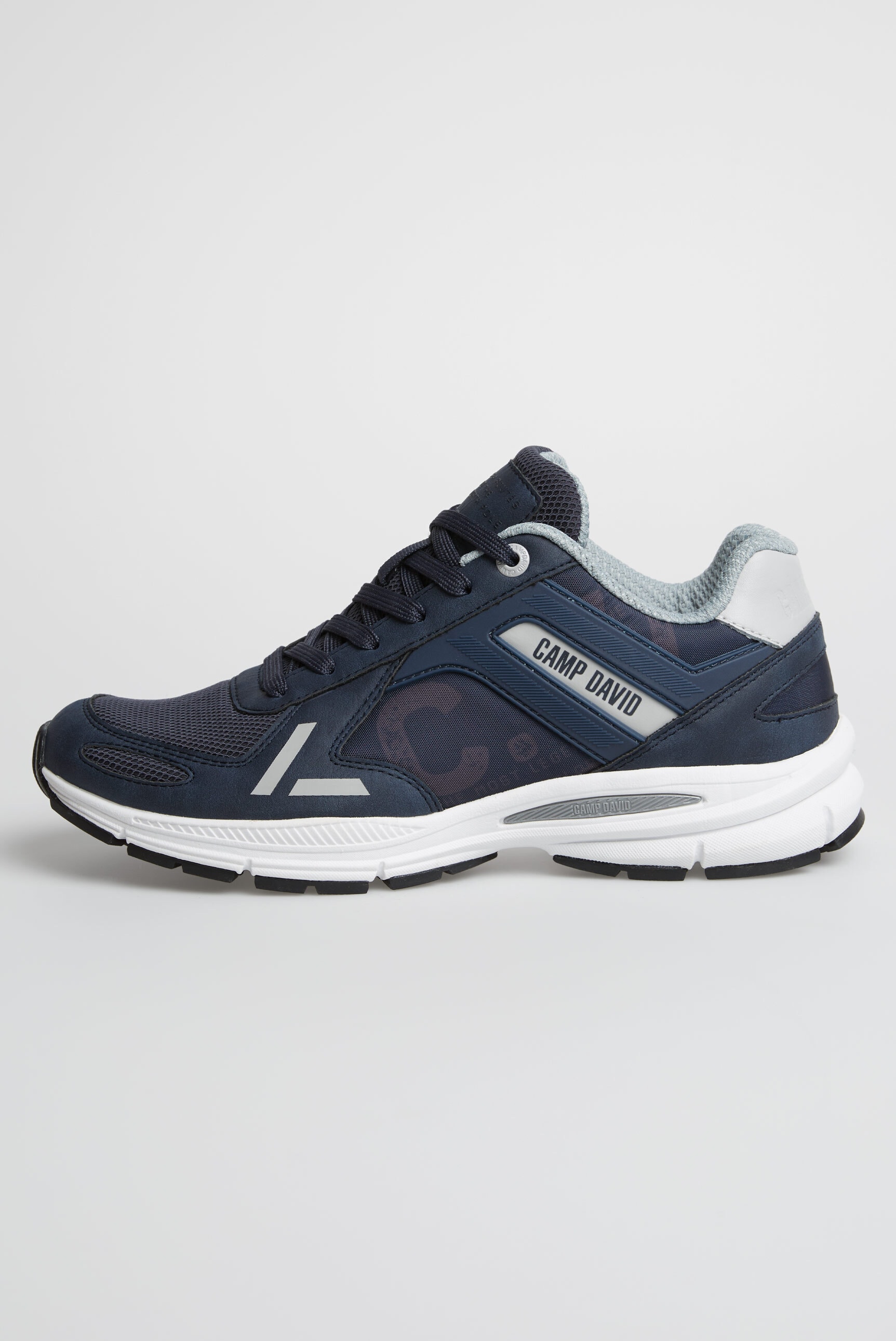 CAMP DAVID Sneaker, mit gepolstertem Einstieg