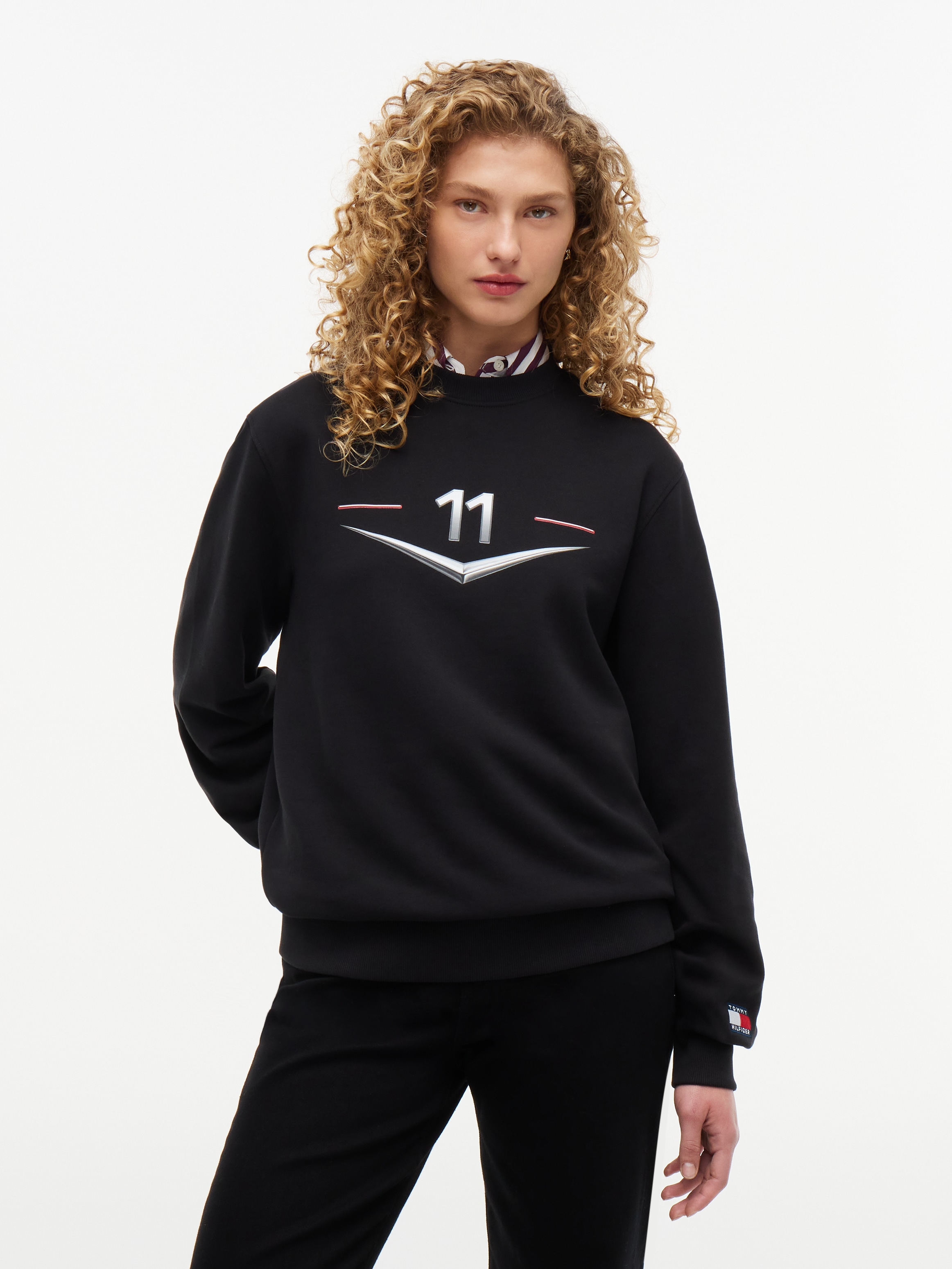 Tommy Hilfiger Sweatshirt »TH x Cadillac Formula 1® Team DRIVERS CHEVRON«, aus Baumwolle, Unisex
