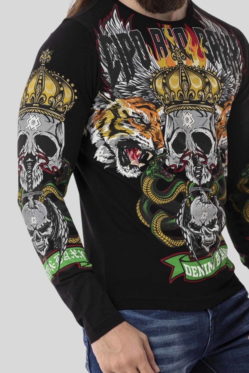 Cipo & Baxx T-Shirt »Sweatshirts«, mit coolem Front-Print