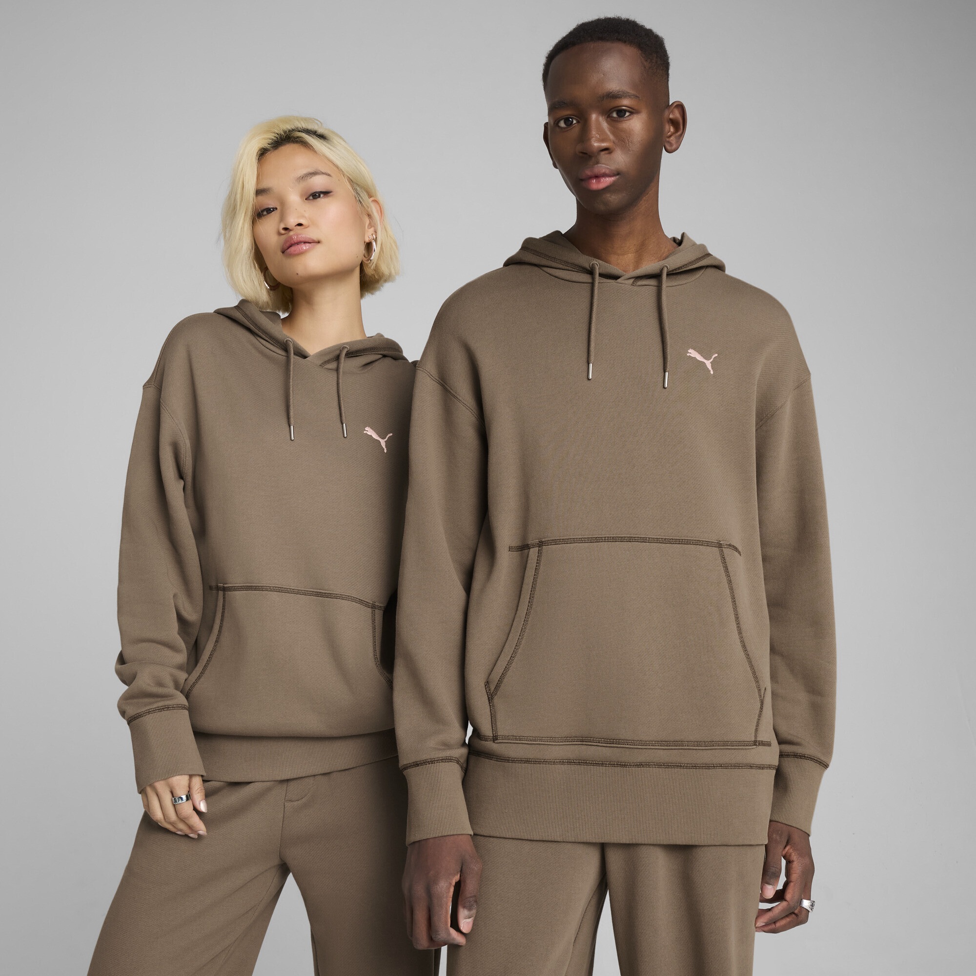 PUMA Kapuzenpullover »PREMIUM ESS Relaxed Graphic Hoodie Erwachsene«