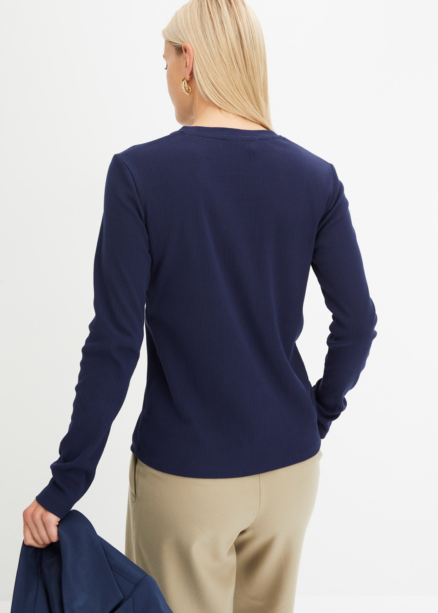 bonprix Langarmshirt »Geripptes Langarmshirt aus reiner Baumwolle« Slim fit Passform, ohne Kragen, aus reiner Baumwolle, unifarben