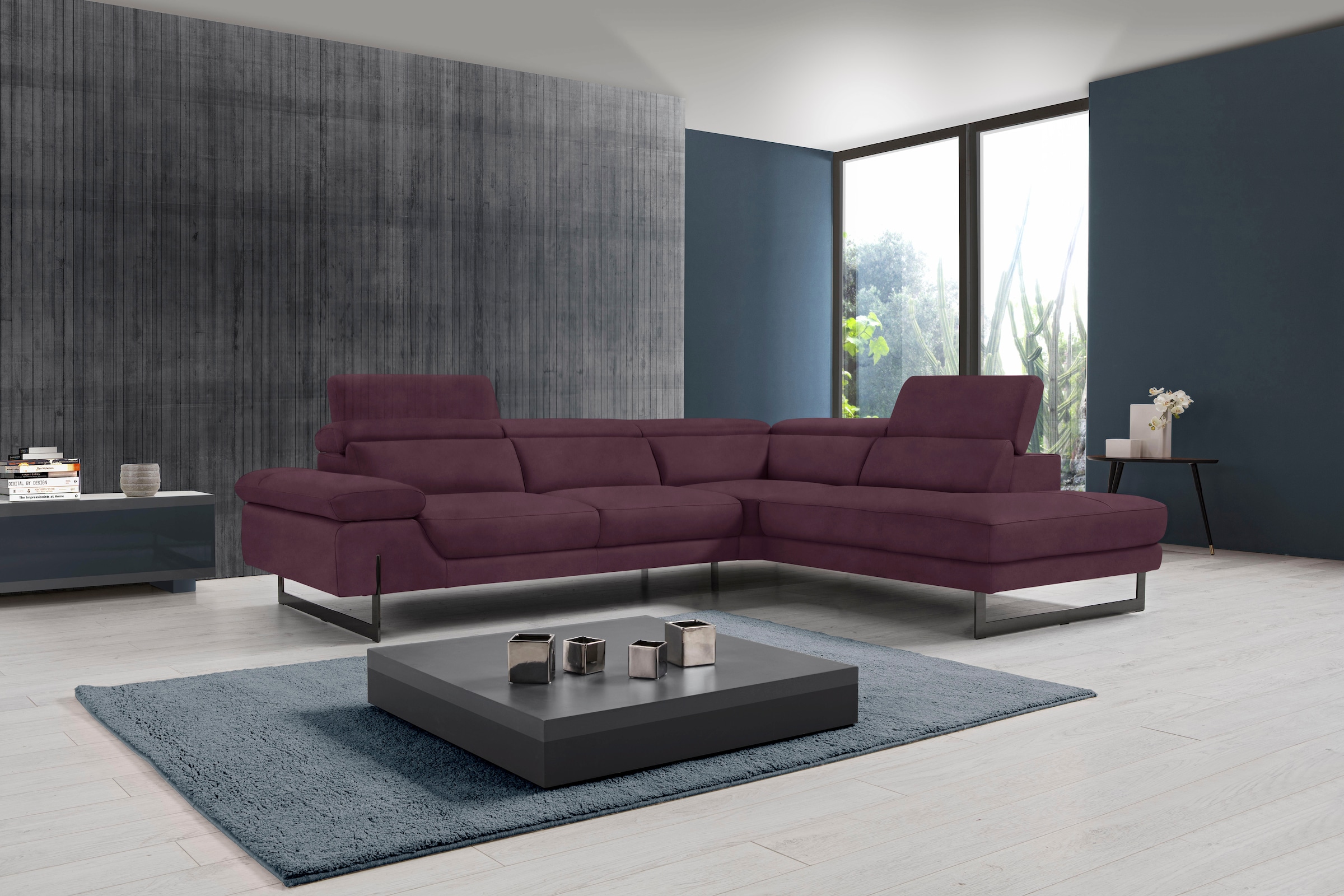 Egoitaliano Ecksofa "Queenie, extravagantes Sofa mit erstklassigem Sitzkomfort, L-Form" mit verstellbarer Armlehne und Kopfteilen für Wohlfühlkomfort