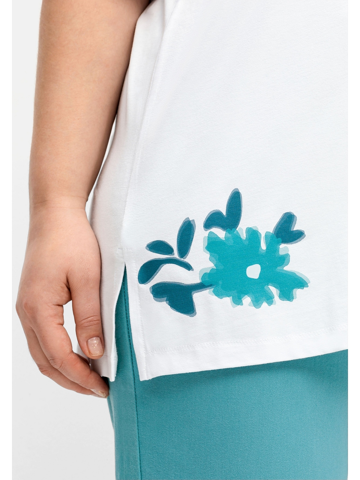 Saum Sheego Größen«, »Große am BAUR Longshirt kaufen Blütenprint online mit |