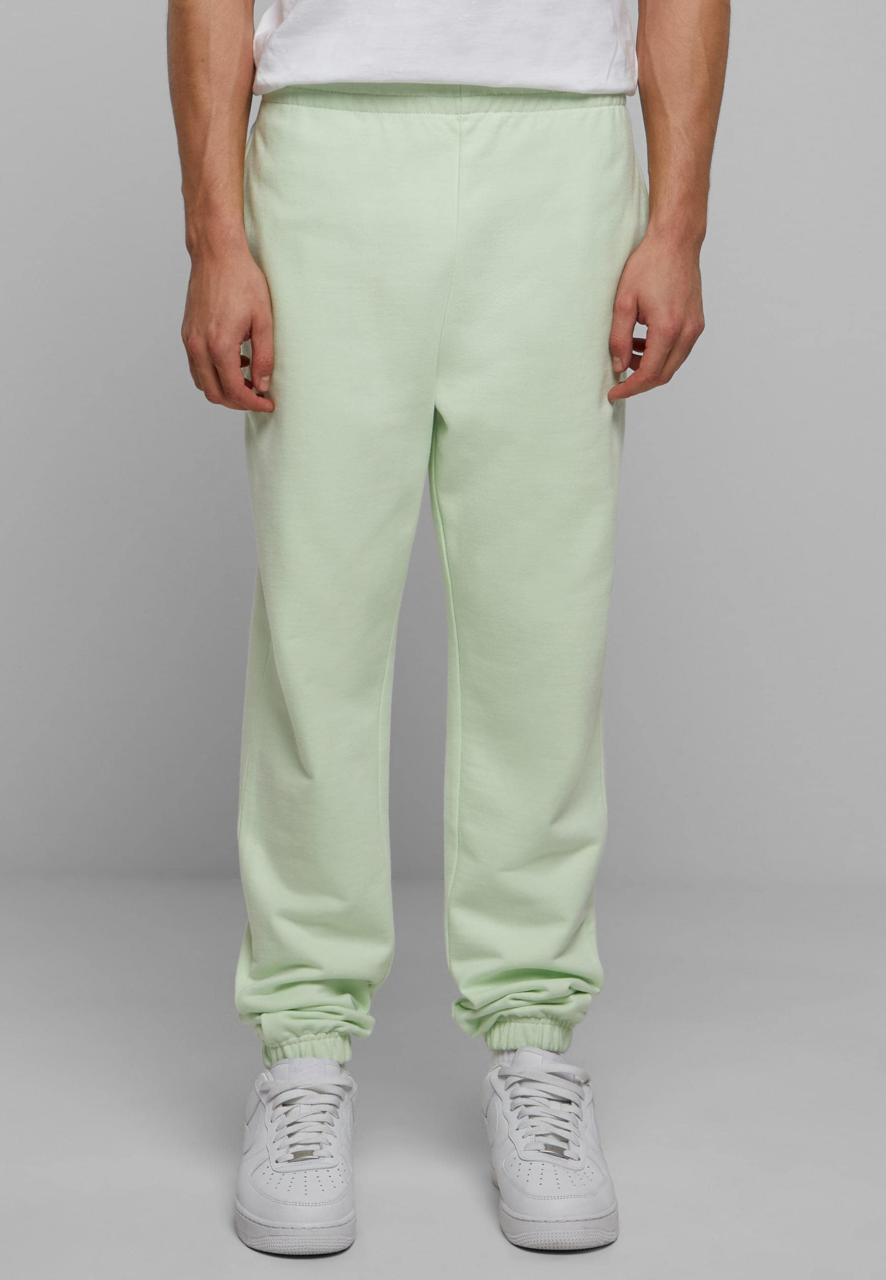 URBAN CLASSICS Stoffhose »Urban Classics Herren Ultra Heavy Sweatpants«, (1 tlg.)