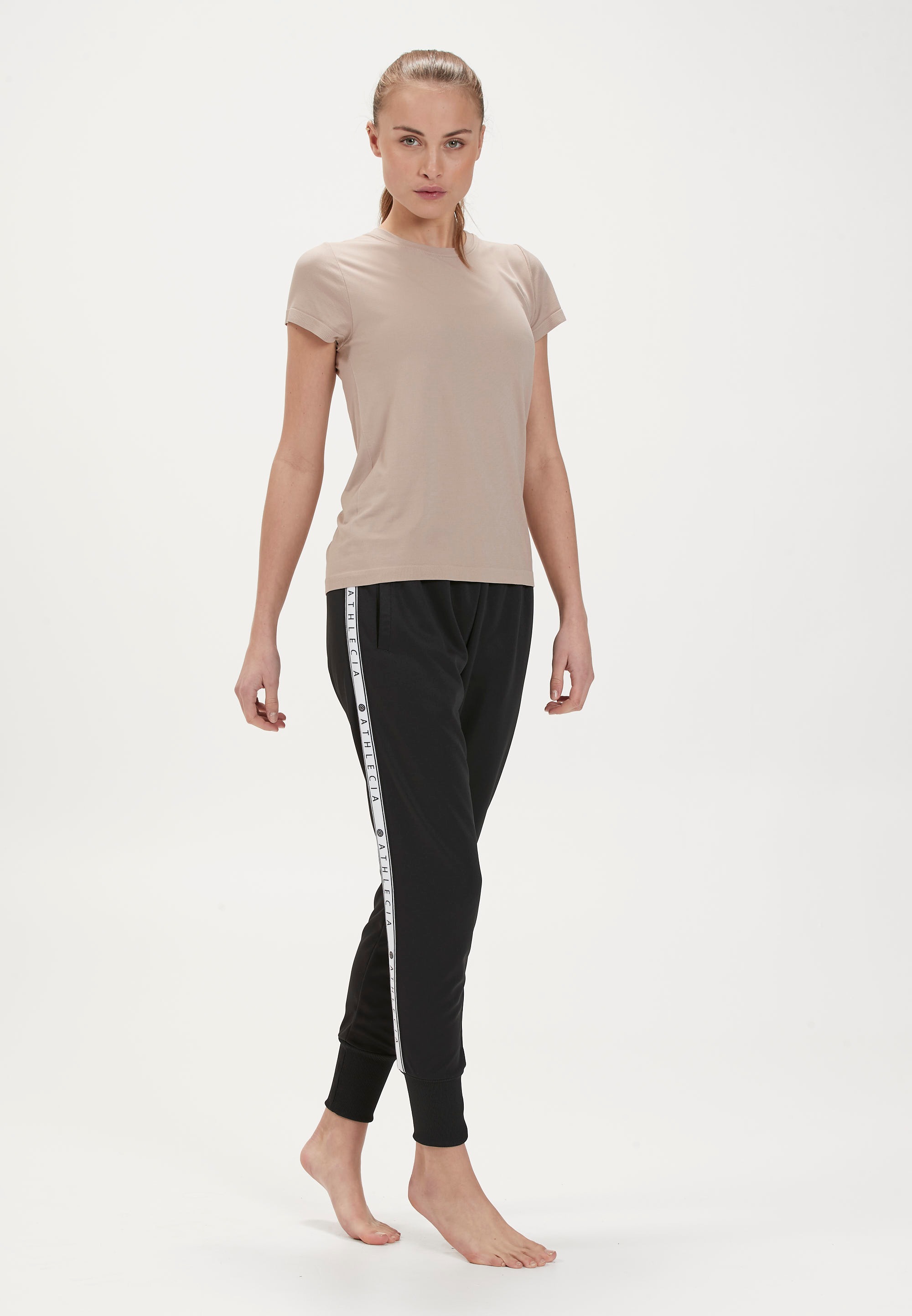 ATHLECIA Funktionsshirt »JULEE«, aus hochwertigem Funktionsmaterial