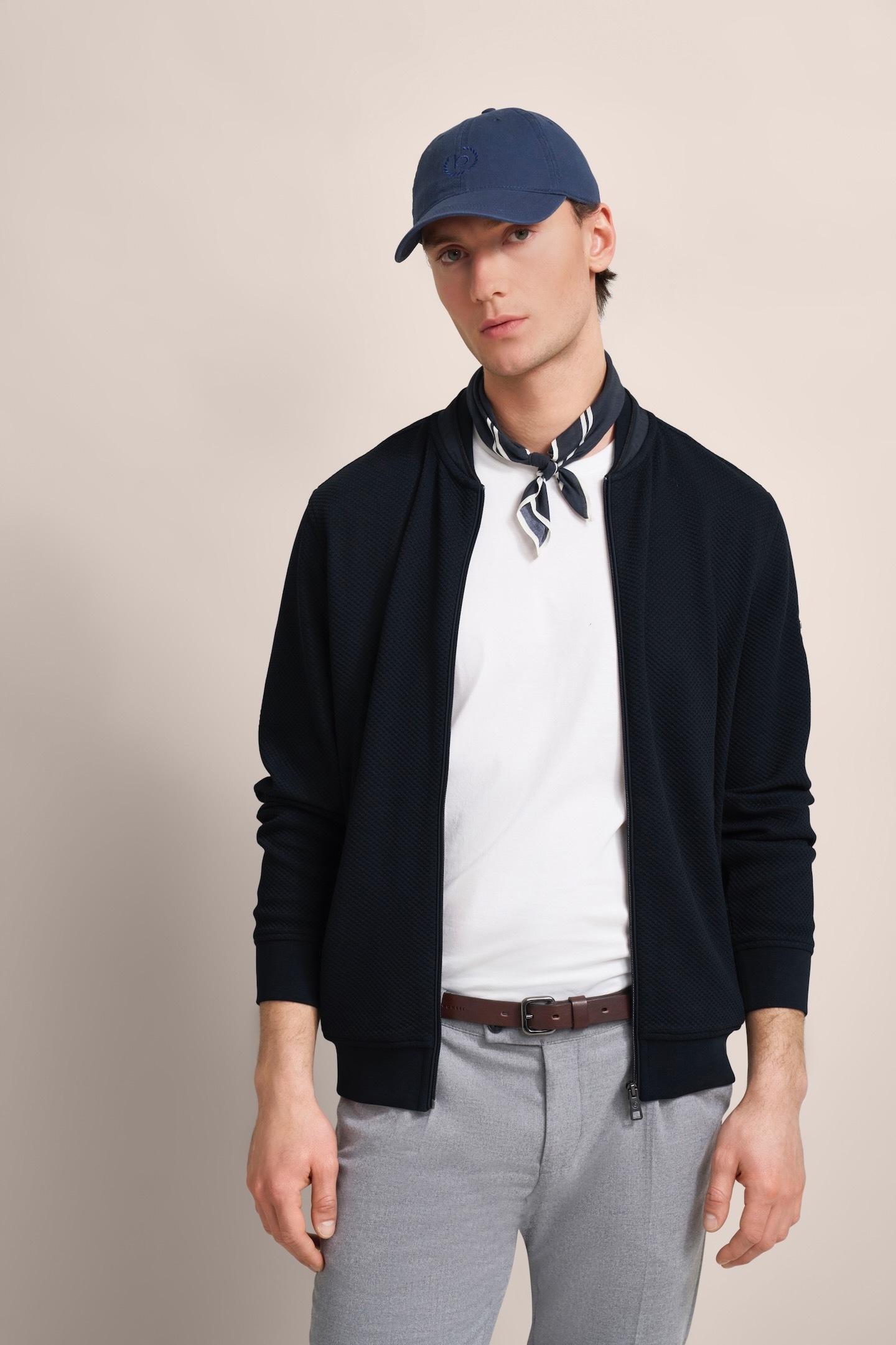 bugatti Sweatjacke, mit Collegekragen