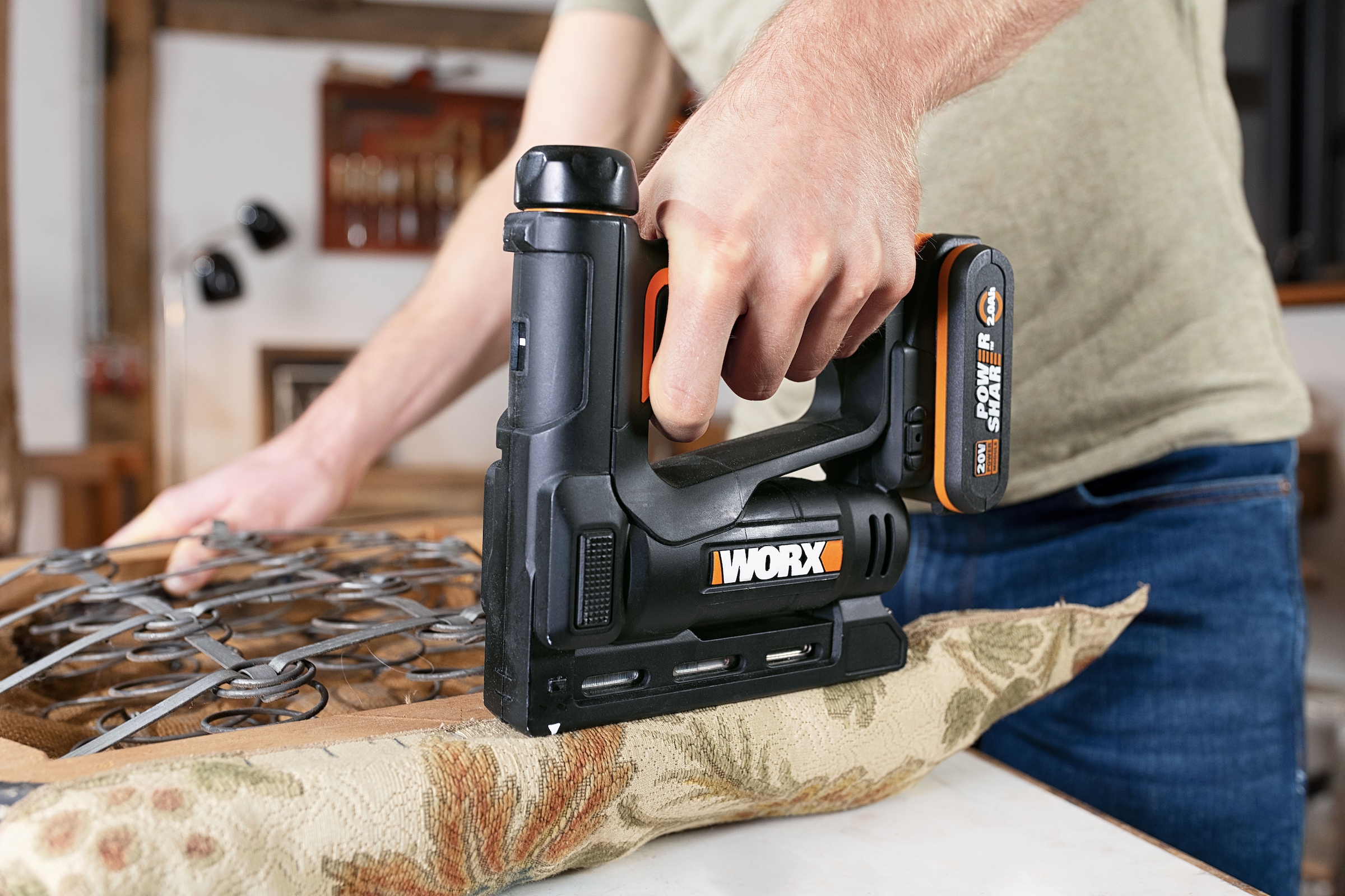 Worx Akku-Tacker »WX843.9 NailForce«, für Nägel bis 15mm & Tackerklammer bis 14mm, ohne Akku und Ladegerät