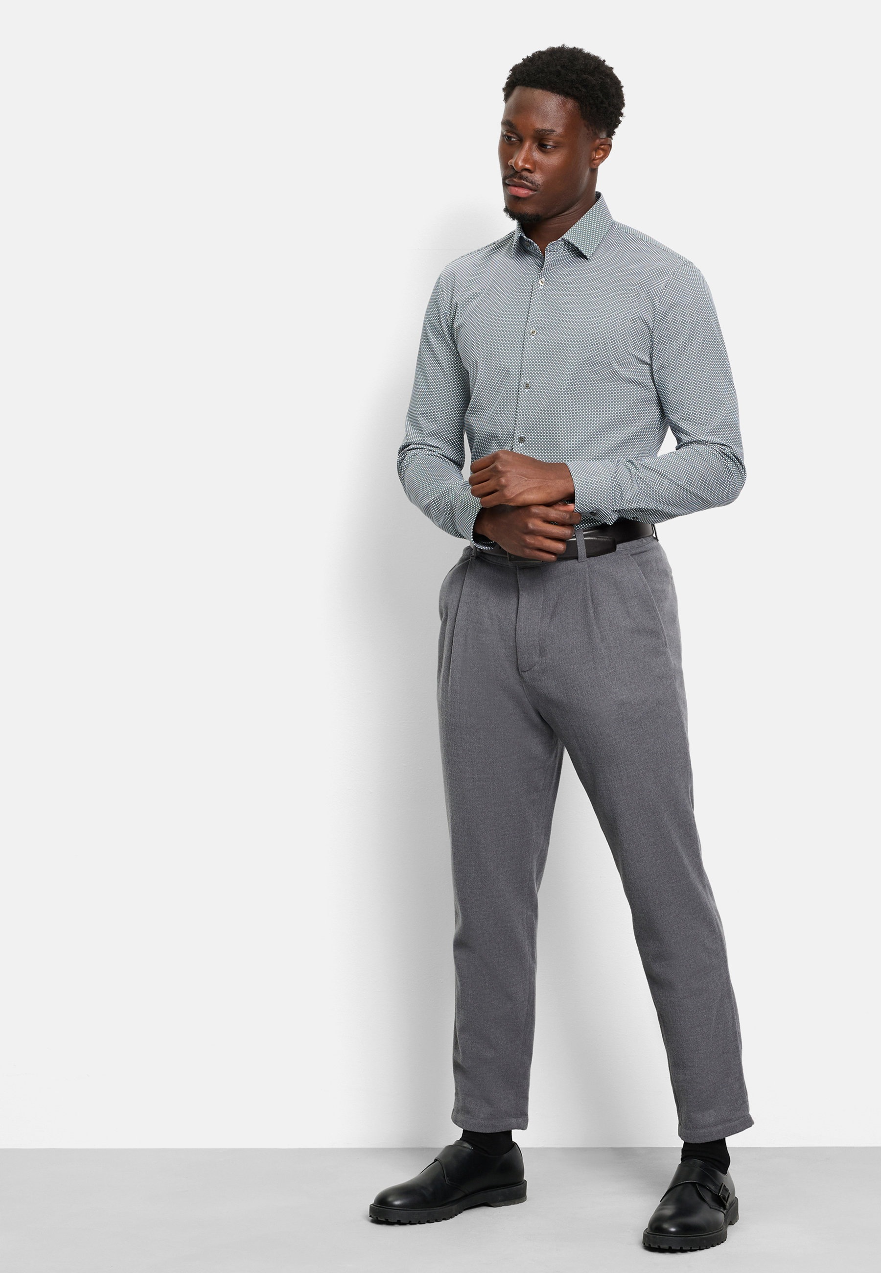 OLYMP Businesshemd »OLYMP No. Six 24/Seven, super slim, Businesshemd, Modern Kent«