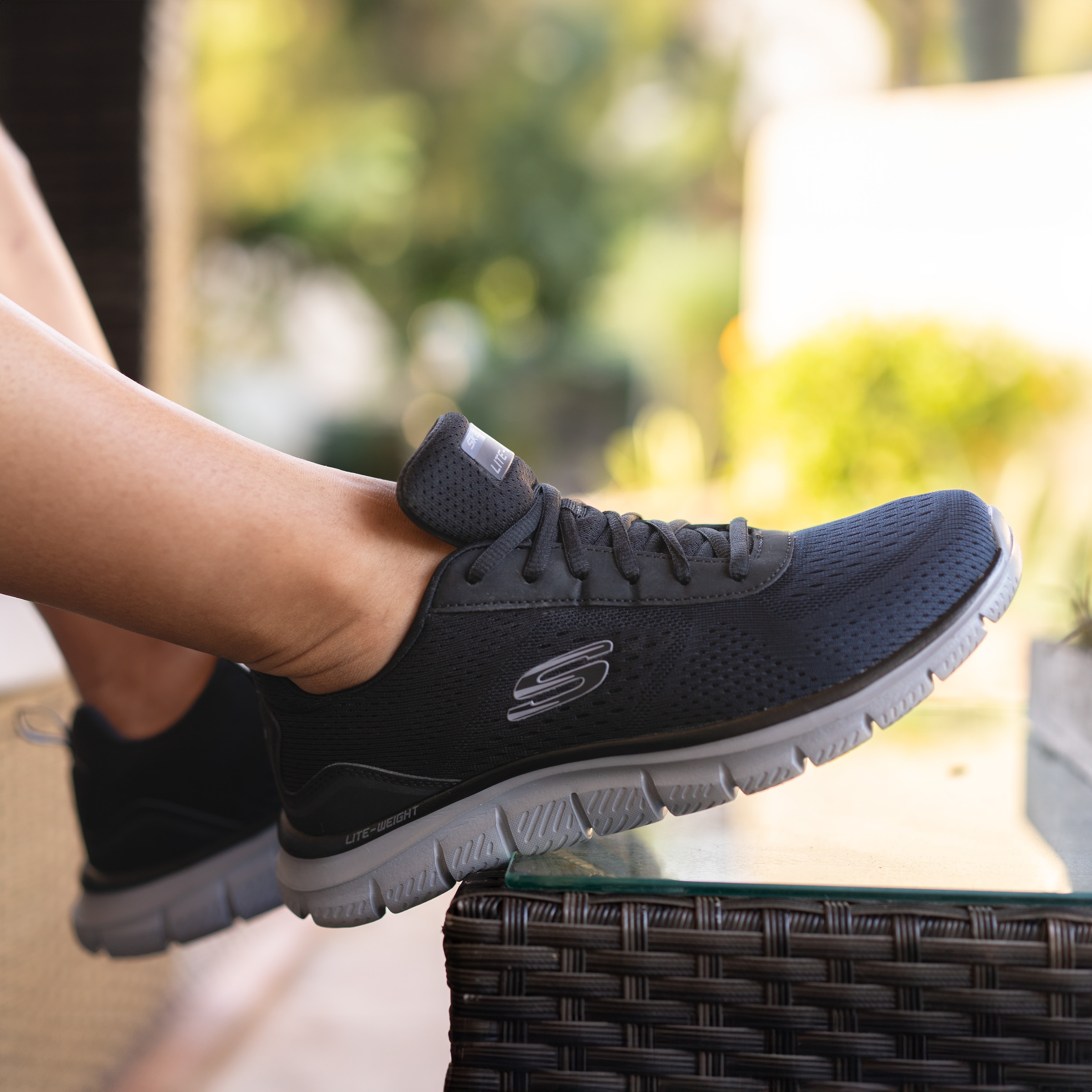 Skechers Sneaker »TRACK-RIPKENT«, Freizeitschuh, Halbschuh, Schnürschuhin veganer Verarbeitung