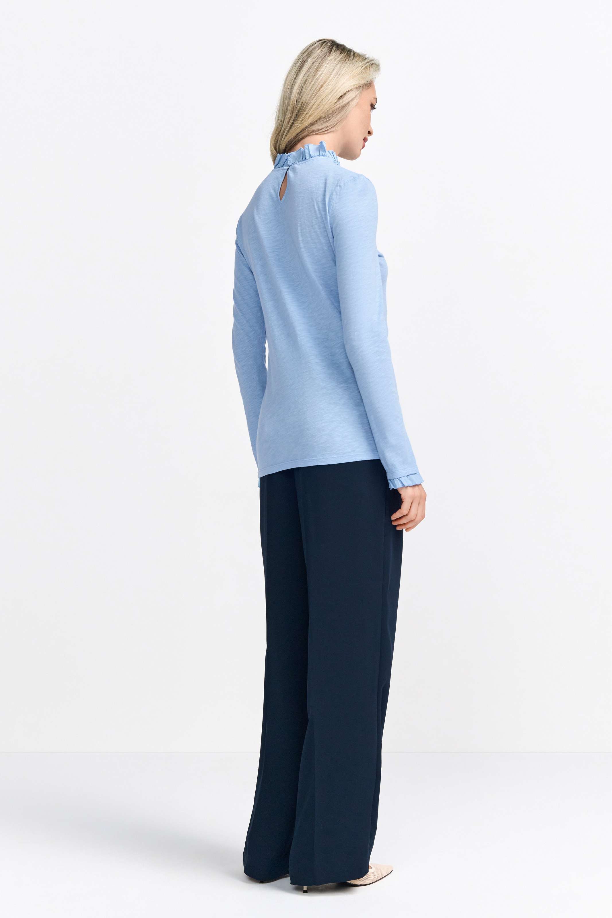 RICHROYAL Langarmshirt »2409 O Slub F LS«, mit Rüschenkante an Ausschnitt und Ärmelsaum