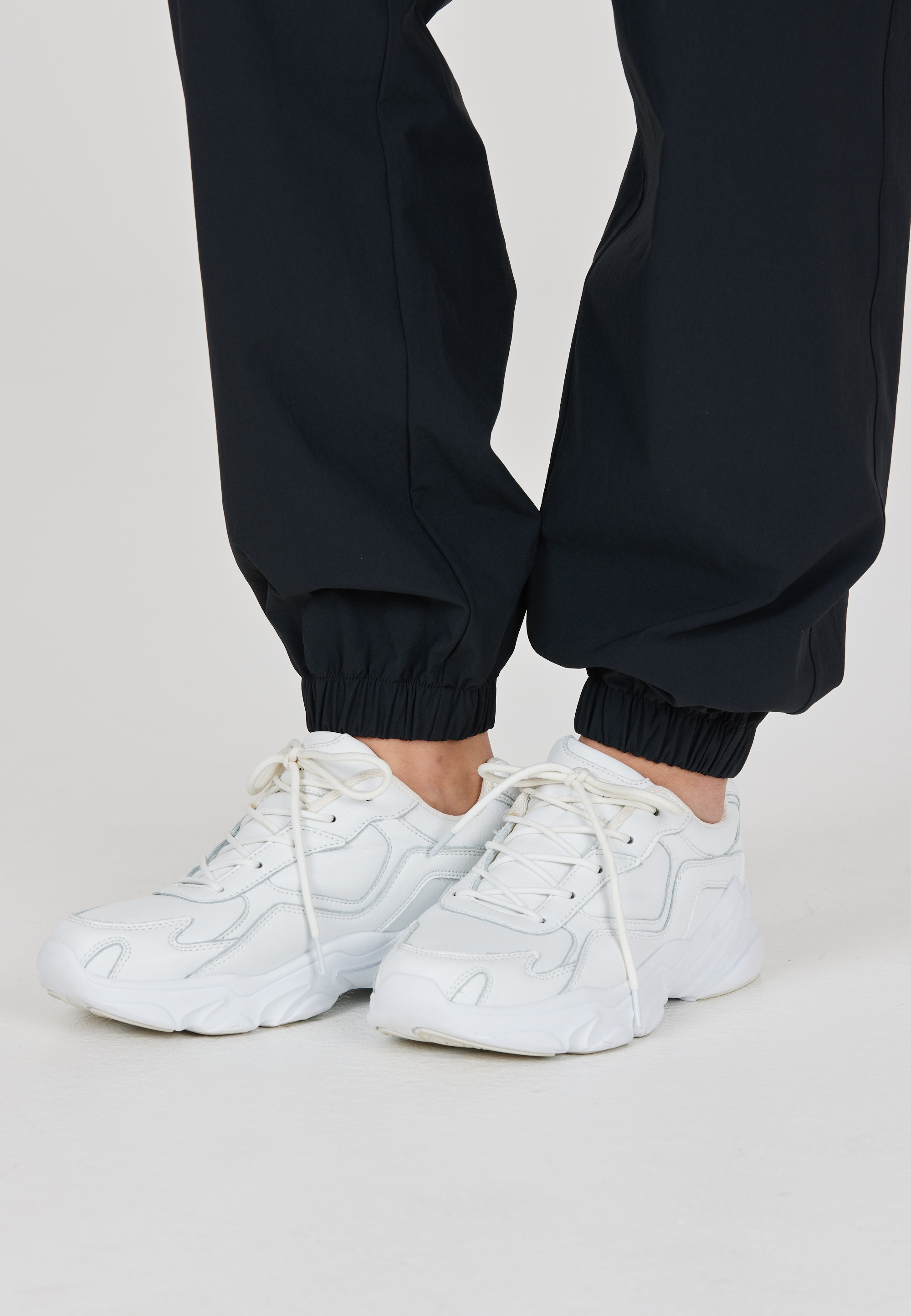 ATHLECIA Sweathose »Hero«, mit 4-Wege-Stretchfunktion