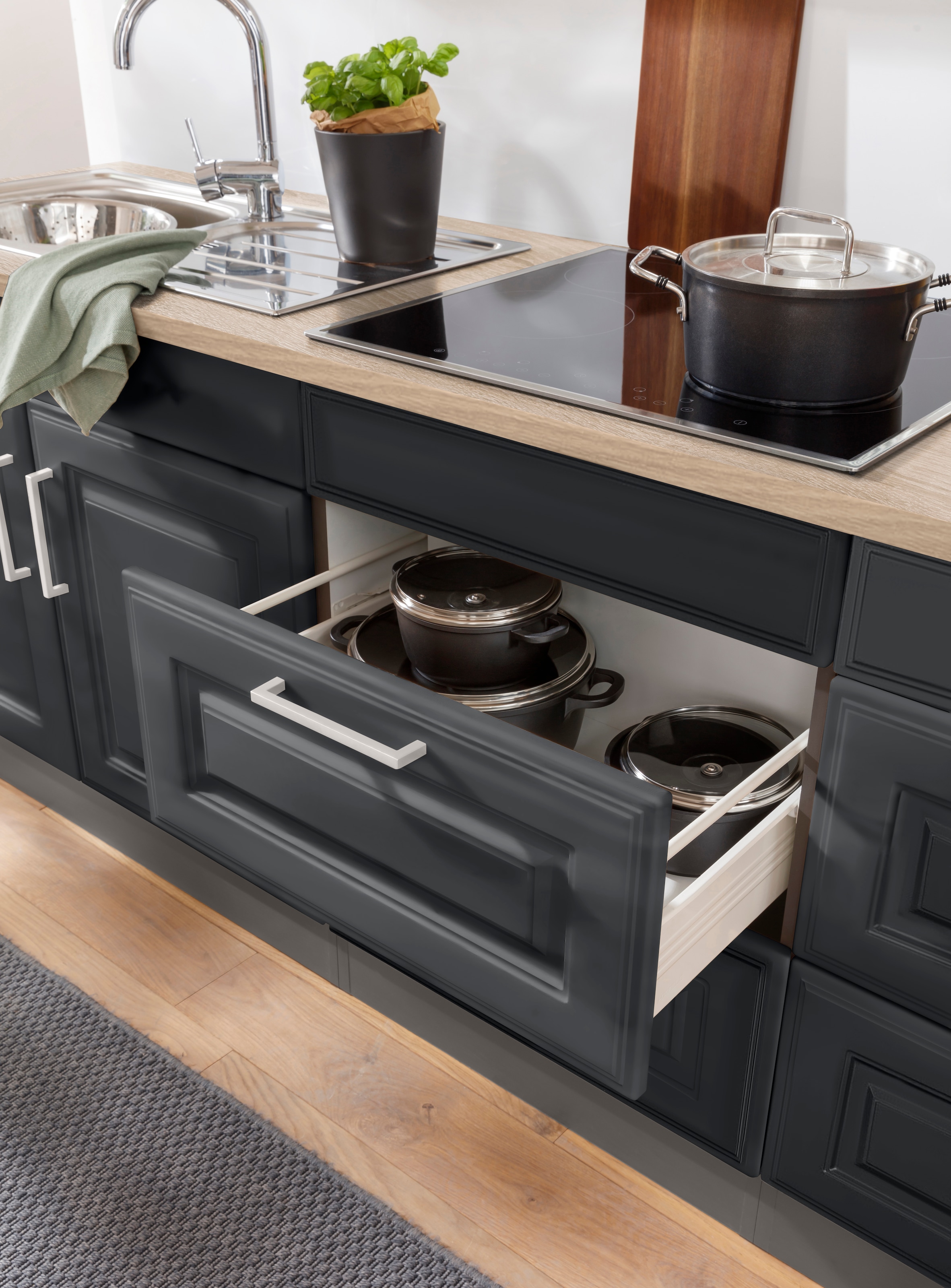 KOCHSTATION Küchenzeile »KS-Stockholm« Breite 360 cm, mit hochwertigen MDF Fronten im Landhaus-Stil