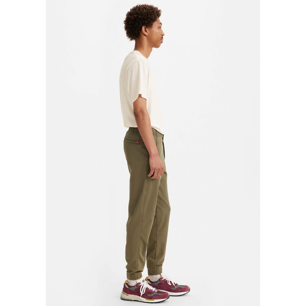 Levi's® Chinohose »LE XX CHINO JOGGER III«, in Unifarbe für leichtes Styling