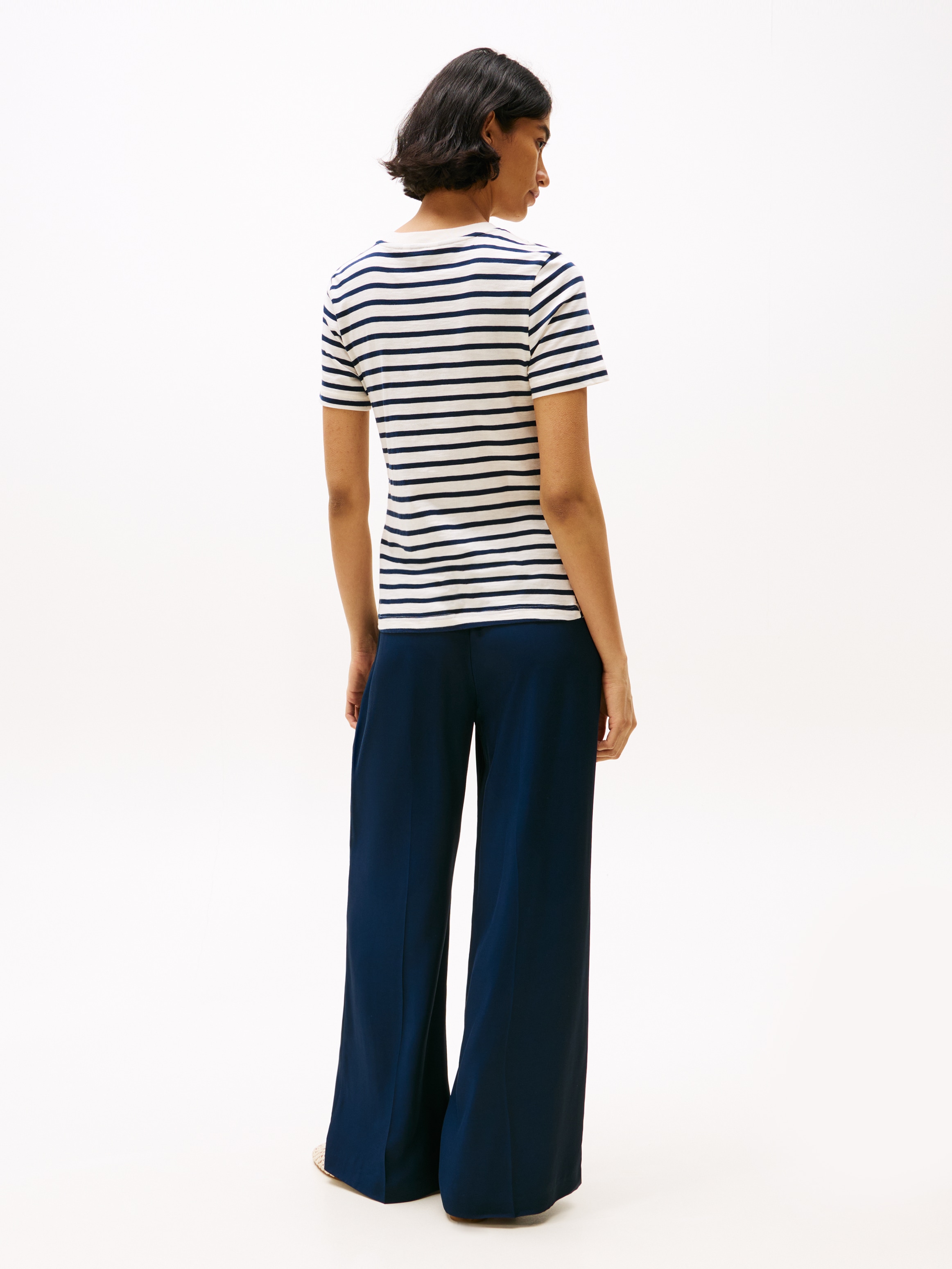Tommy Hilfiger T-Shirt »KNOT BOAT-NK SS TEE«, in asymmetrischer Form