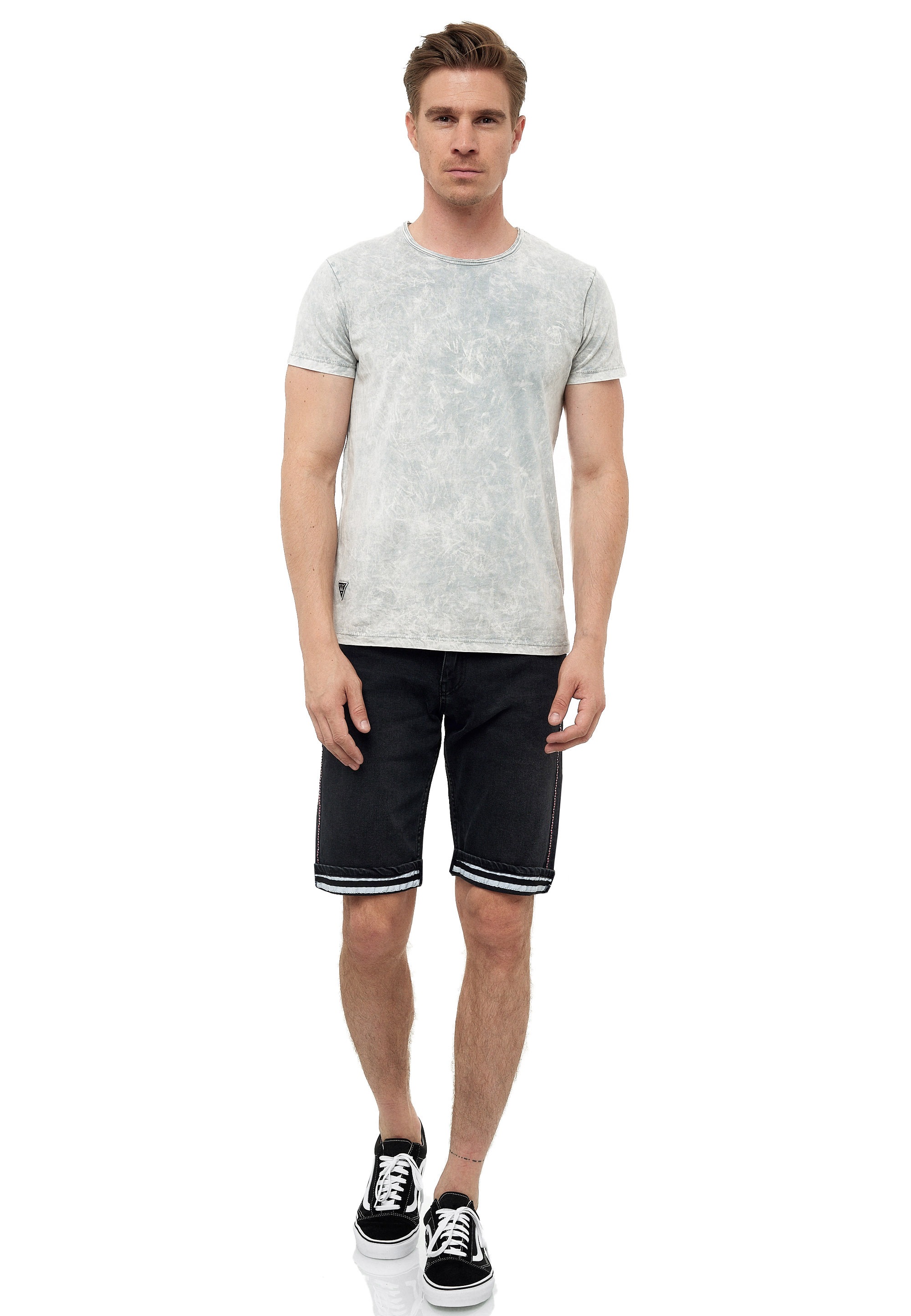 Rusty Neal Shorts »Benson«, mit lässigem Umschlagdetail