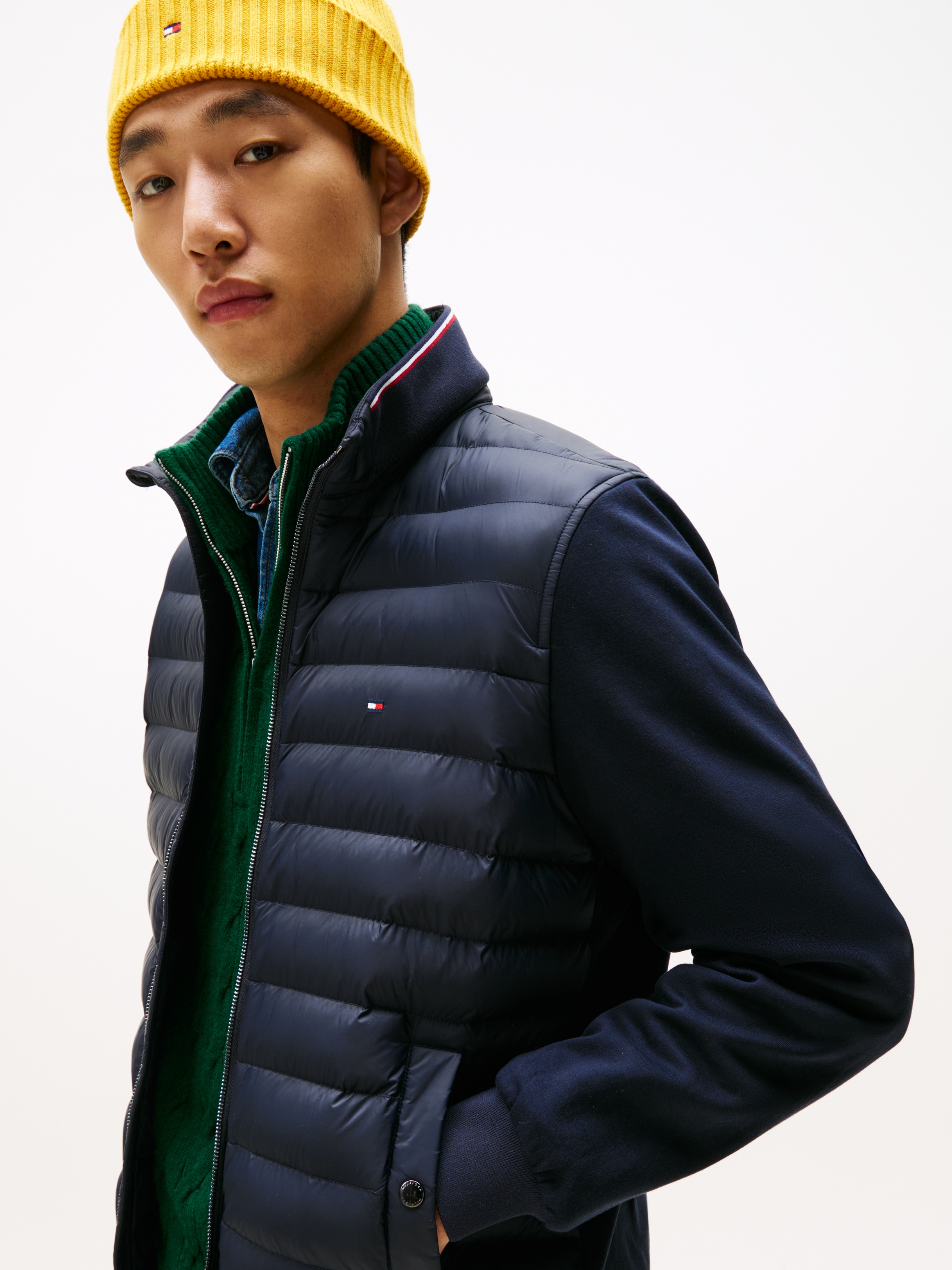 Tommy Hilfiger Sweatjacke »MIX MEDIA«, Stehkragen, Regular Fit, mit gesteppten Einsatz