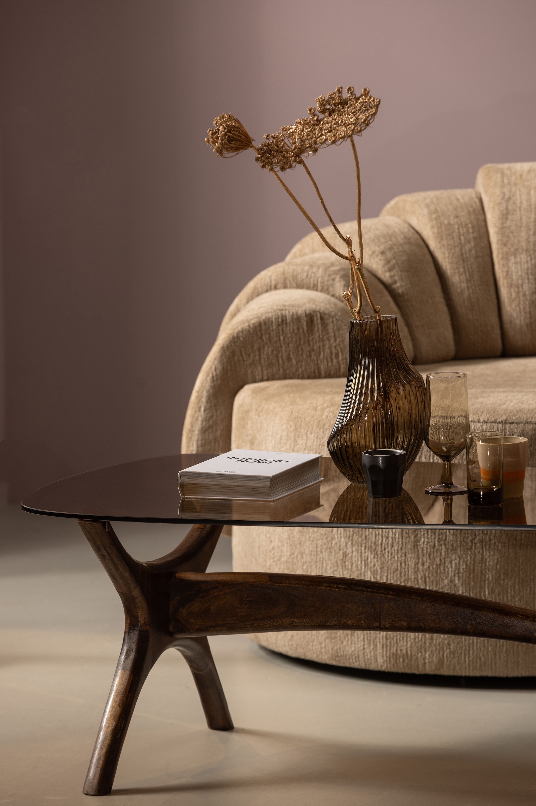 WOOOD Couchtisch »Flash mit Glasplatte und Mangoholzgestell 110x60x42 cm« Handgefertigtes Glas – leichte Unebenheiten sind herstellungsbedingt