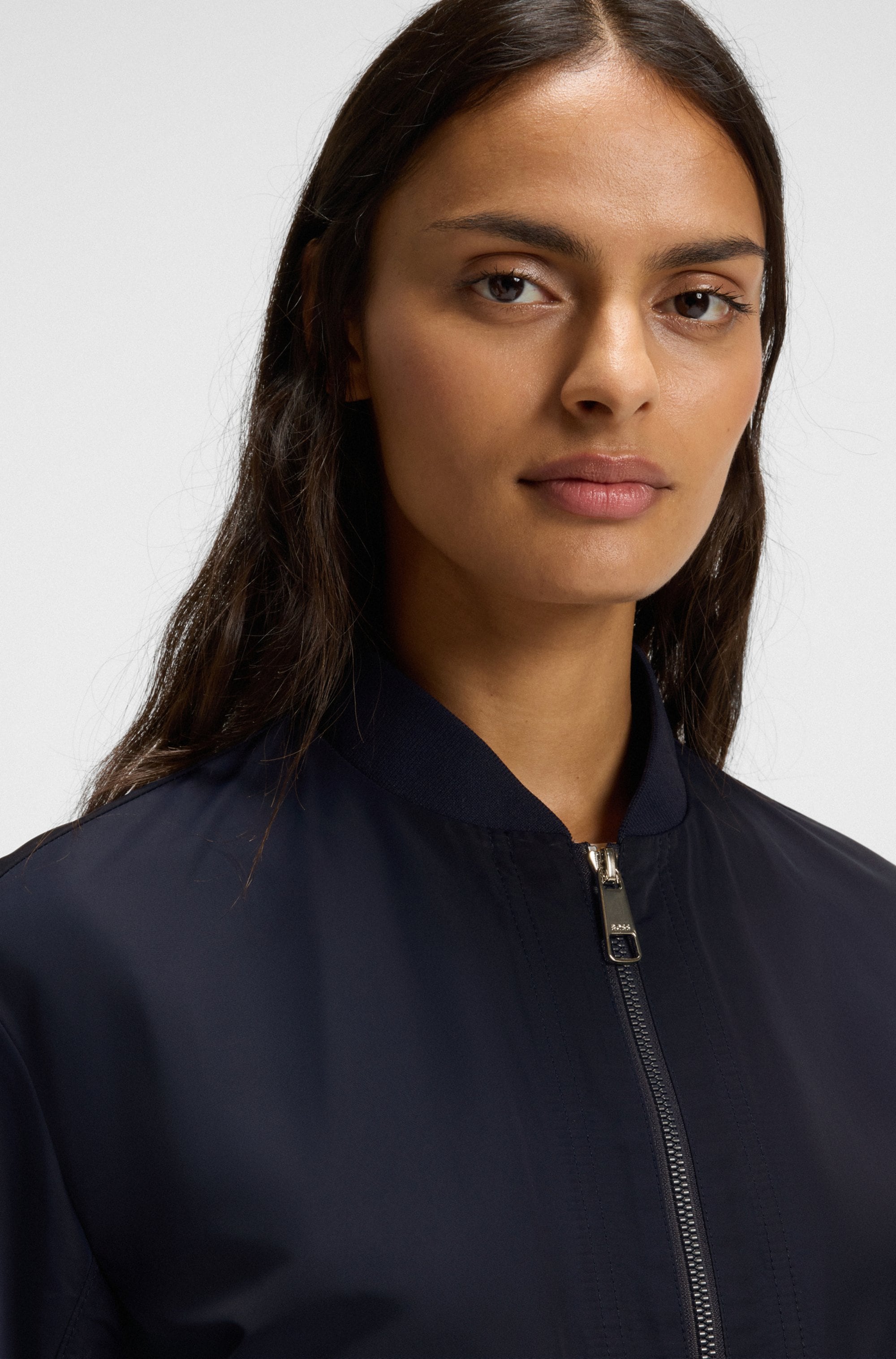 BOSS ORANGE Bomberjacke »Pirosa Premium Damenmode«, mit schützendem Finish