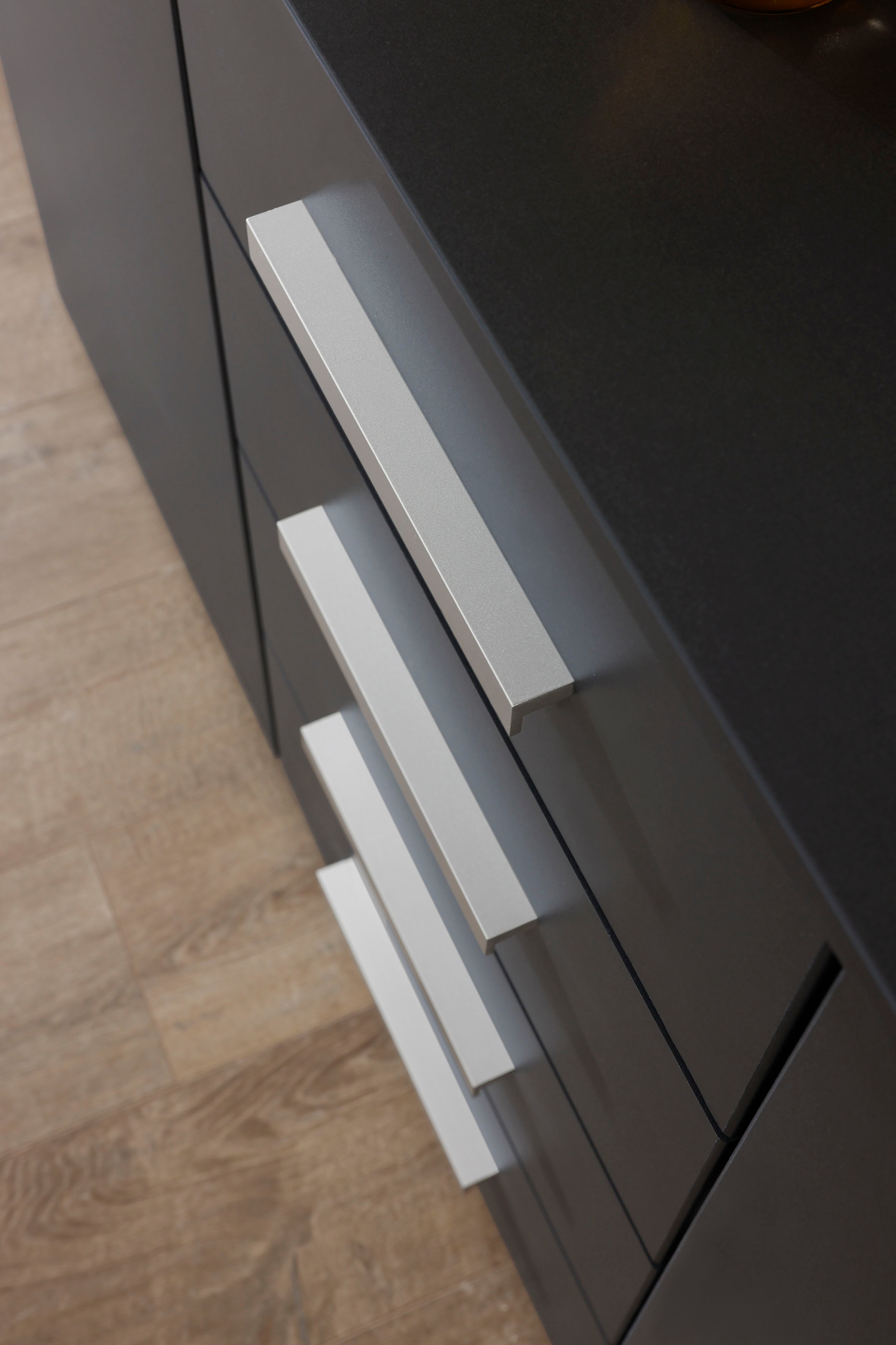 rauch Schubkastenkommode »Sideboard Kommode Kombikommode KOLUNA mit Dekorfront«, (Breite 120 cm inkl. Soft-Close-Funktion), vier große Schubladen, mit insgesamt 4 Einlegeböden MADE IN GERMANY