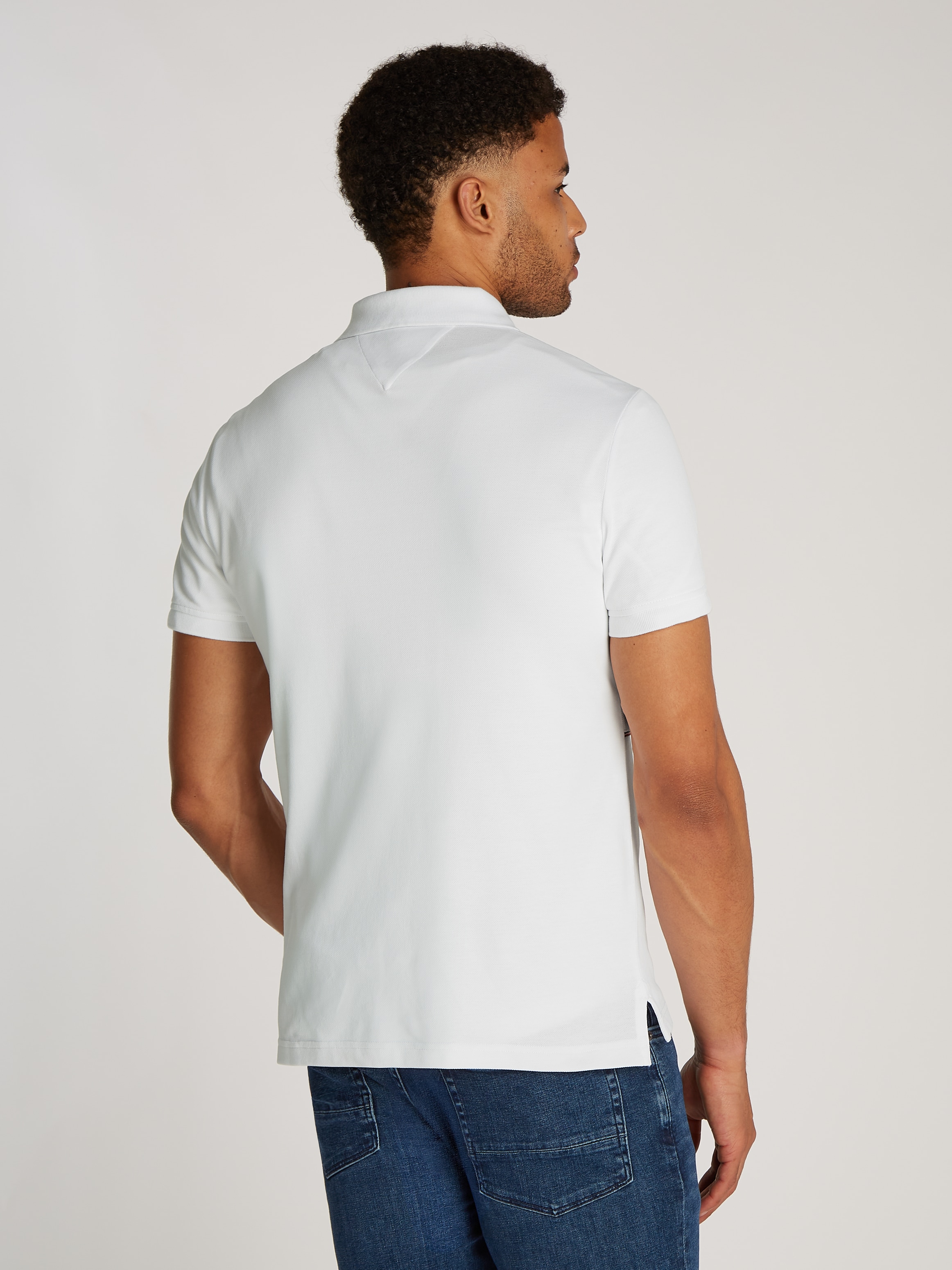 Tommy Hilfiger Poloshirt »GLOBAL STRIPE BLOCKING REG POLO«, mit Logo-Stickerei und Logo-Streifen