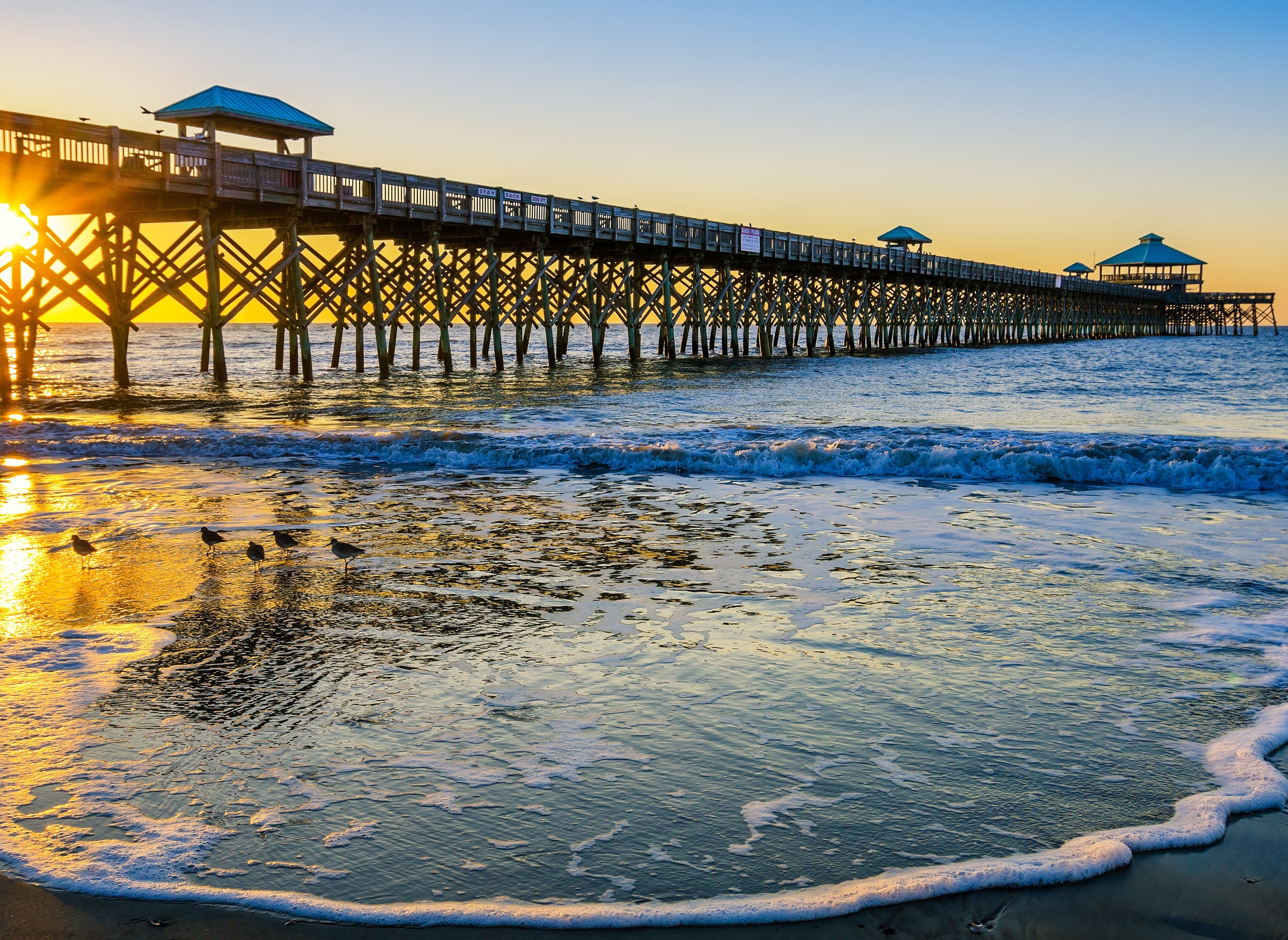 Papermoon Fototapete "Folly Pier Winter Sunrise" glatt