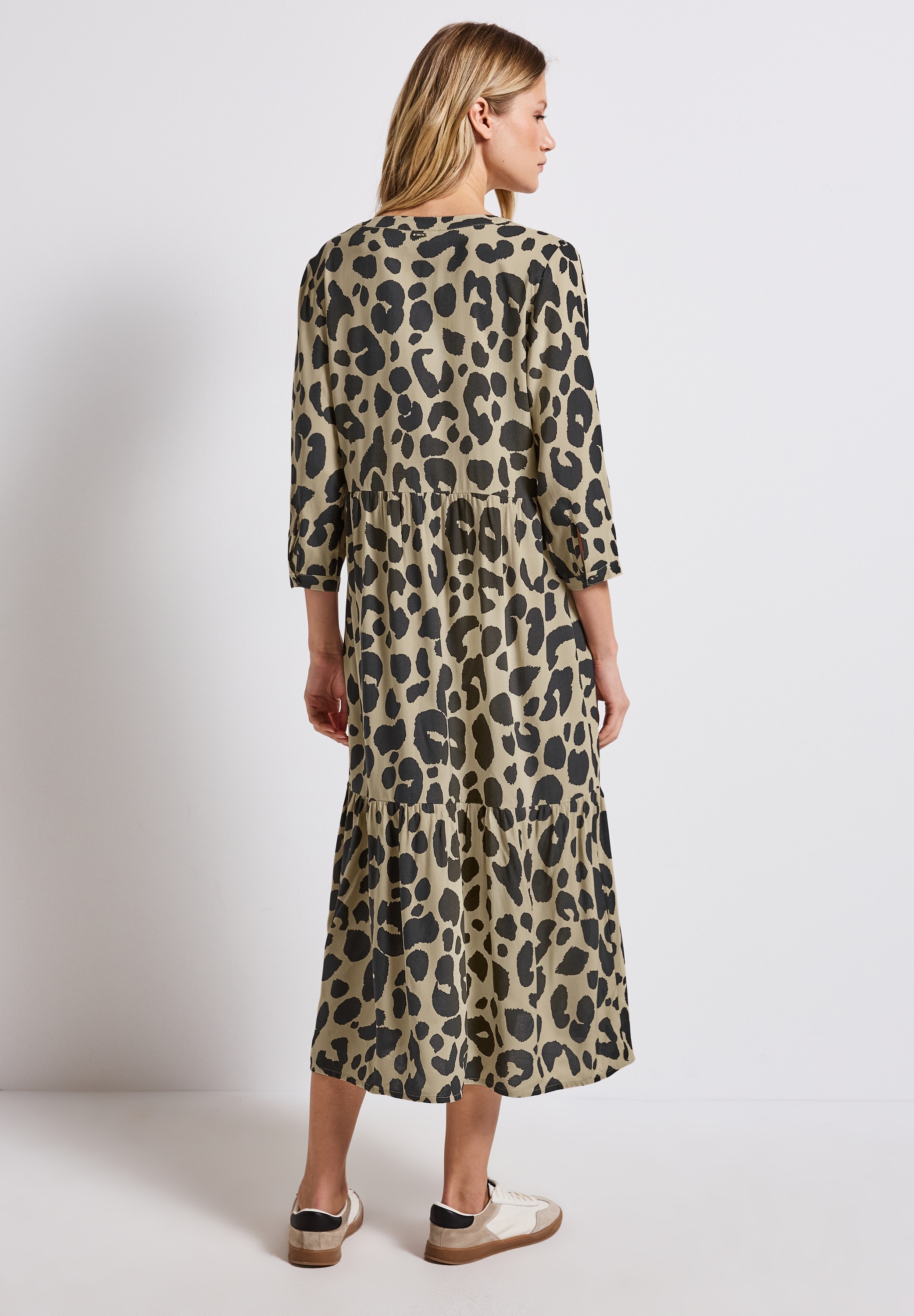 STREET ONE Volantkleid, 3/4-Arm und mit Animal-Print