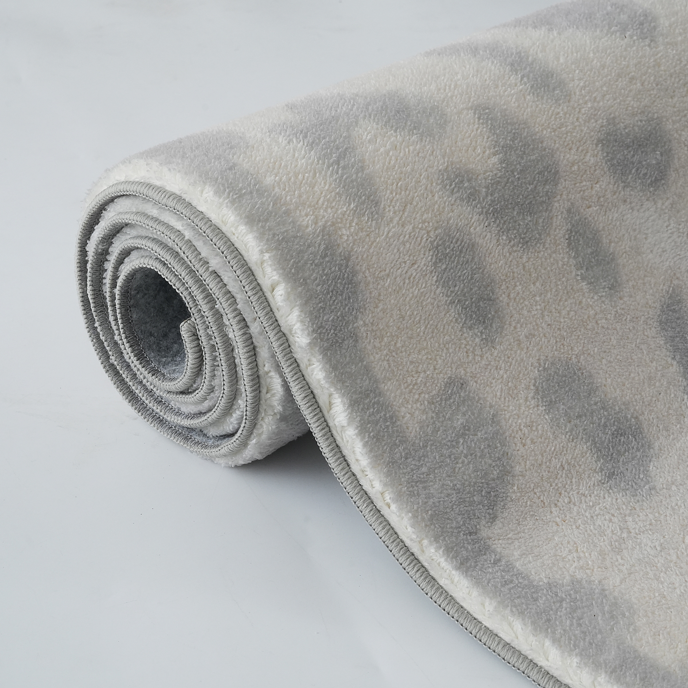 OTTO home Teppich »Leo, mit trendigem Leopardenmuster, waschbar« rechteckig 12 mm Höhe kuschelig & weich, modern, Animal Print, Wohnzimmer, Schlafzimmer