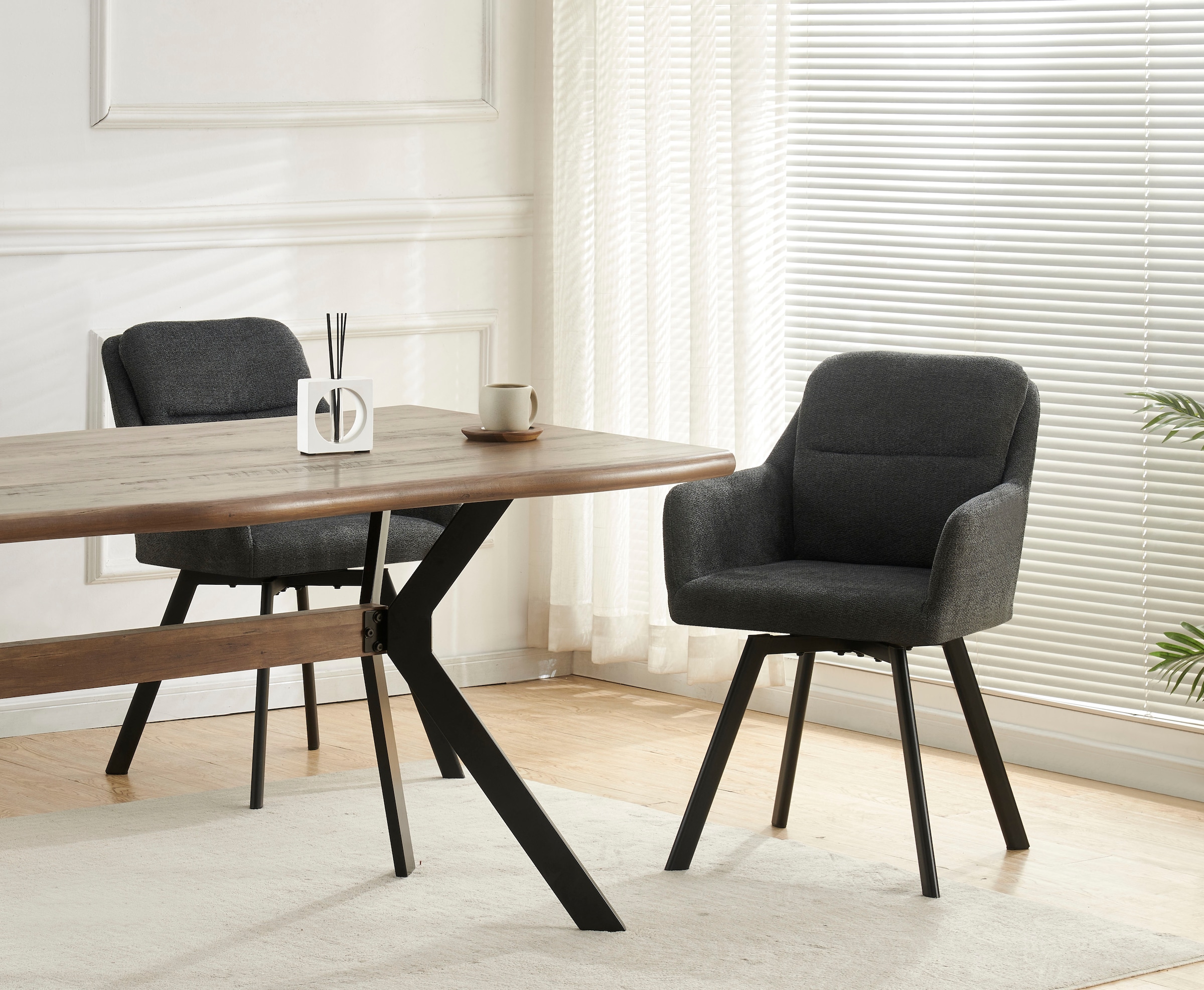 Home affaire Esszimmerstuhl »NEEPAWA, 2er Set, mit Metallgestell in matt schwarz« (Set) 2 Stk.in verschiedenen Farben, Belsatbarkeit pro Stuhl 120 kg