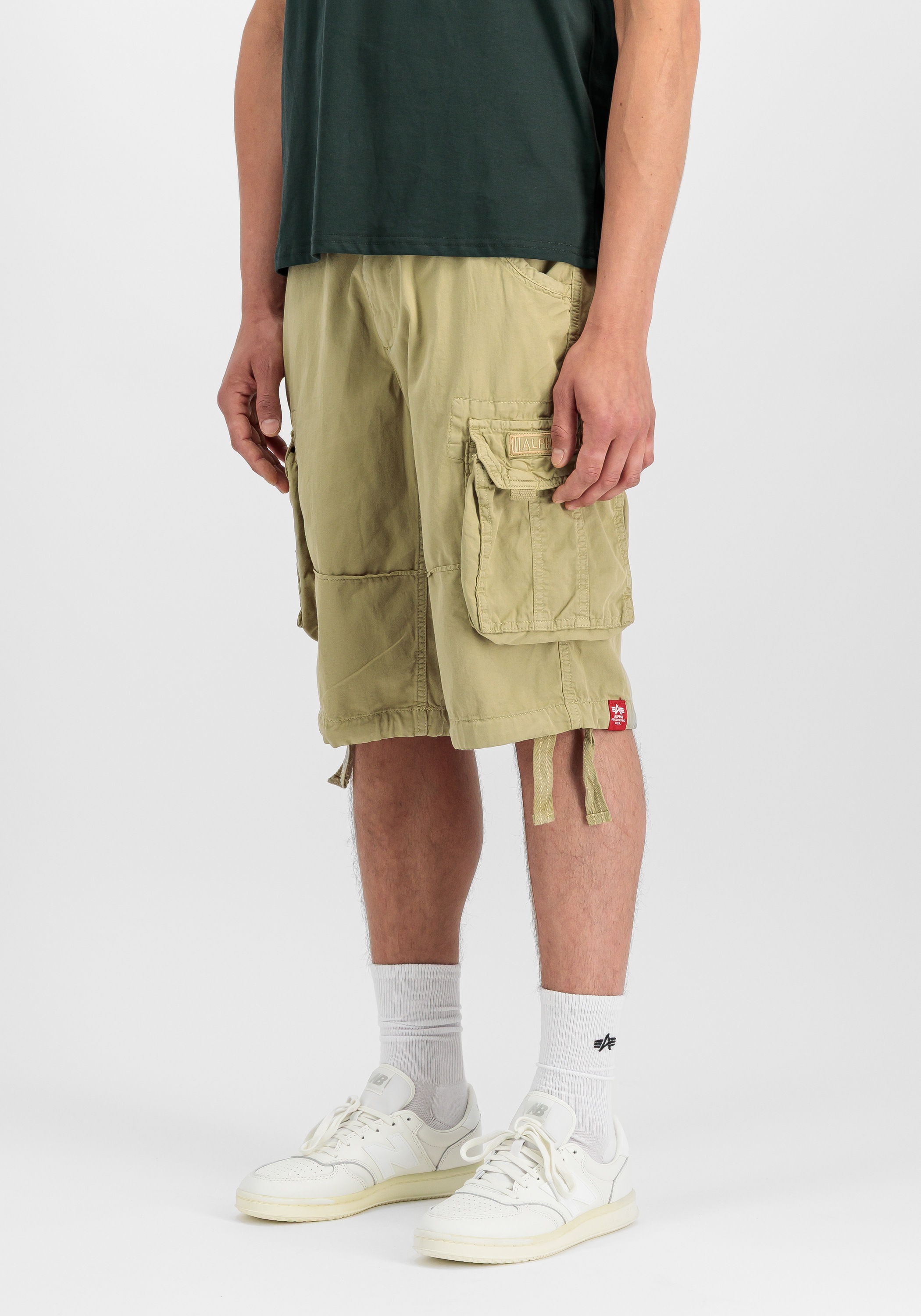 Alpha Industries Jet Cargo Shorts Light Olive 36 3