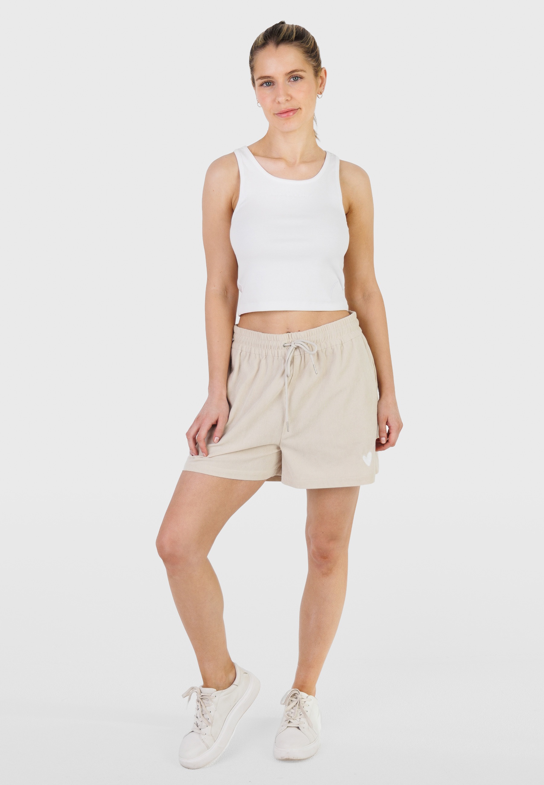 Kleinigkeit Sweatshorts »Kleinigkeit Kim Cordashian Shorts«