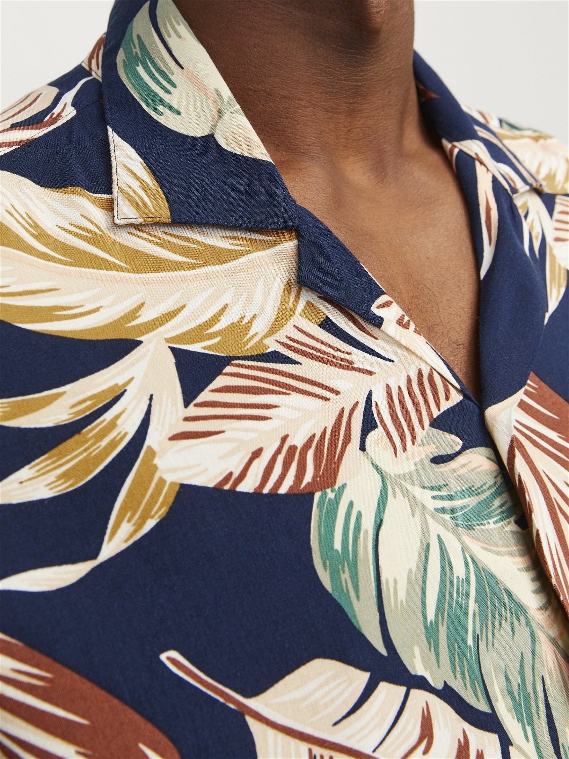 Jack & Jones Hawaiihemd »JJEJEFF AOP RESORT SHIRT SS SN«